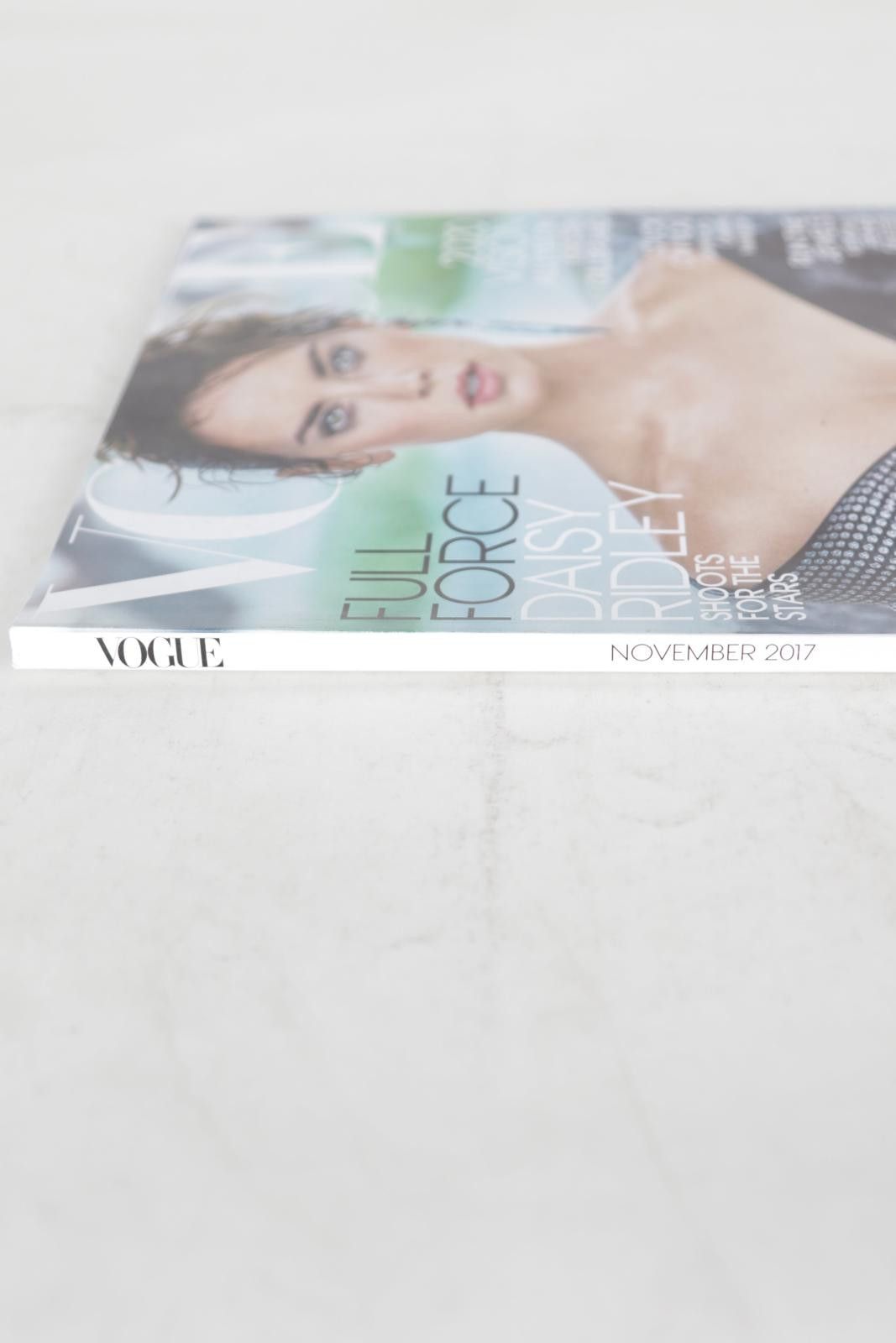 Vogue 2017' Vogue November Daisy Ridley Magazine Size ONE SIZE - 3 Thumbnail