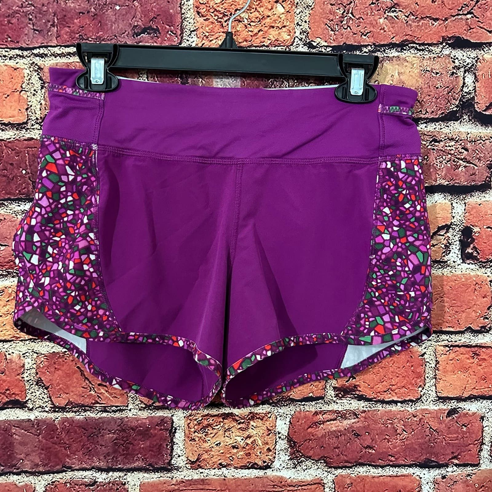 Lululemon lululemon shorts size 6 Size 28" / US 6 / IT 42 - 1 Thumbnail