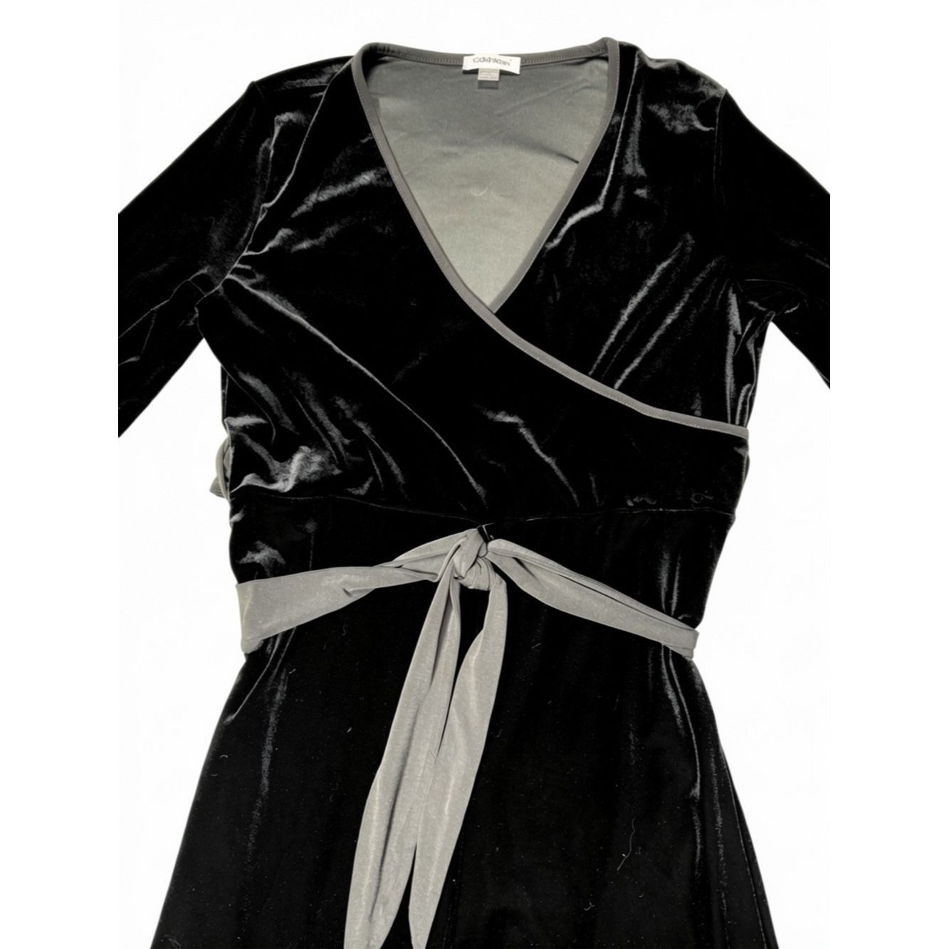 Calvin Klein Calvin Klein Black Velvet Wrap Jumpsuit with Tie Waist Size Size 32" / US 10 / IT 46 - 6 Thumbnail