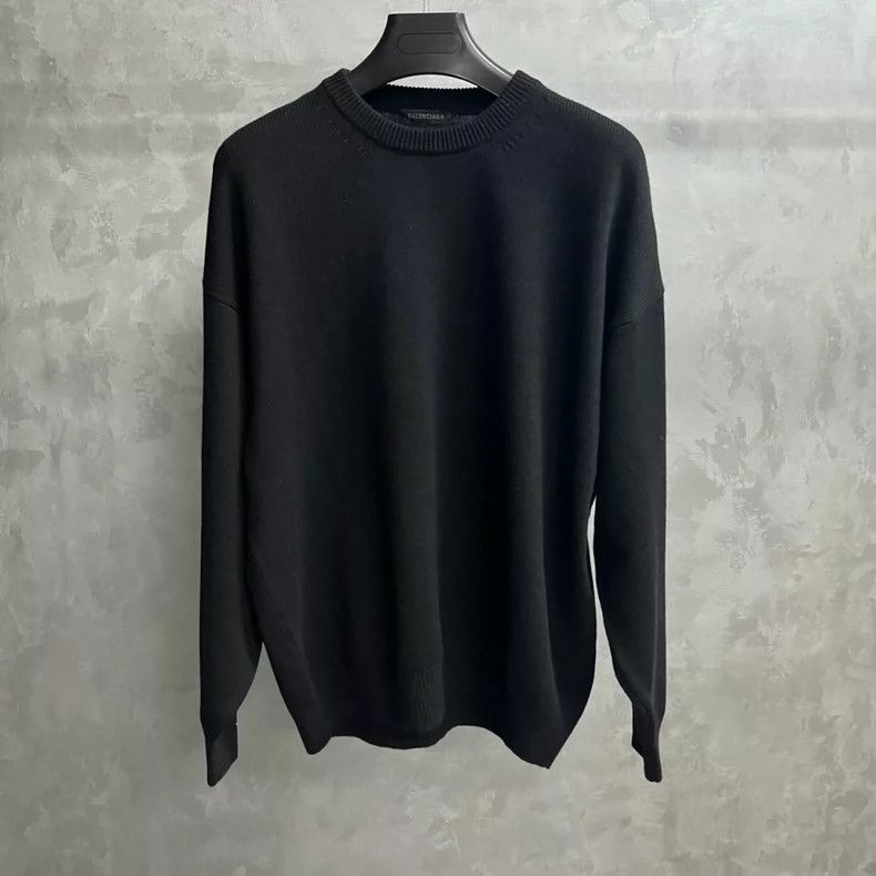 Balenciaga Balenciaga Black monogrammed Logo embroidered casual crewn Size S / US 4 / IT 40 - 1 Thumbnail