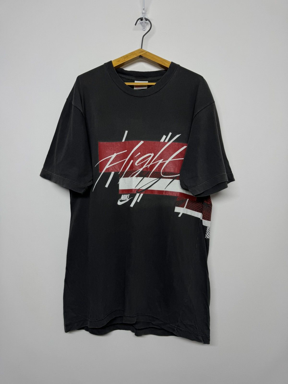 Nike Vintage Y2k Faded Nike Jordan 23 Spell Out Logo T-Shirt 90’s Size US L / EU 52-54 / 3 - 1 Thumbnail