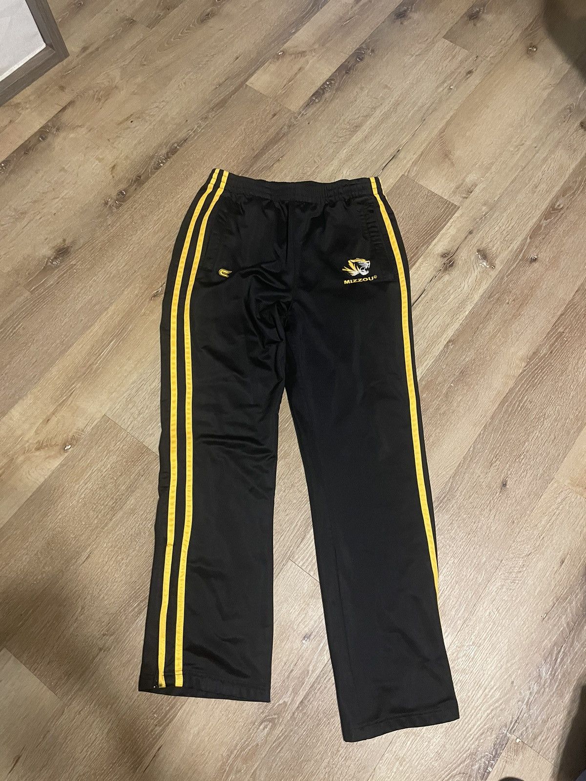 Vintage Vintage Mizzou Track Pants Size US 30 / EU 46 - 1 Preview