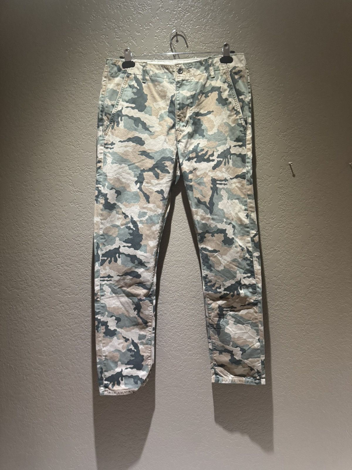 Levi's Camo Levis Beige Green Brown White Tag Vintage Denim Pants Size US 31 - 1 Thumbnail