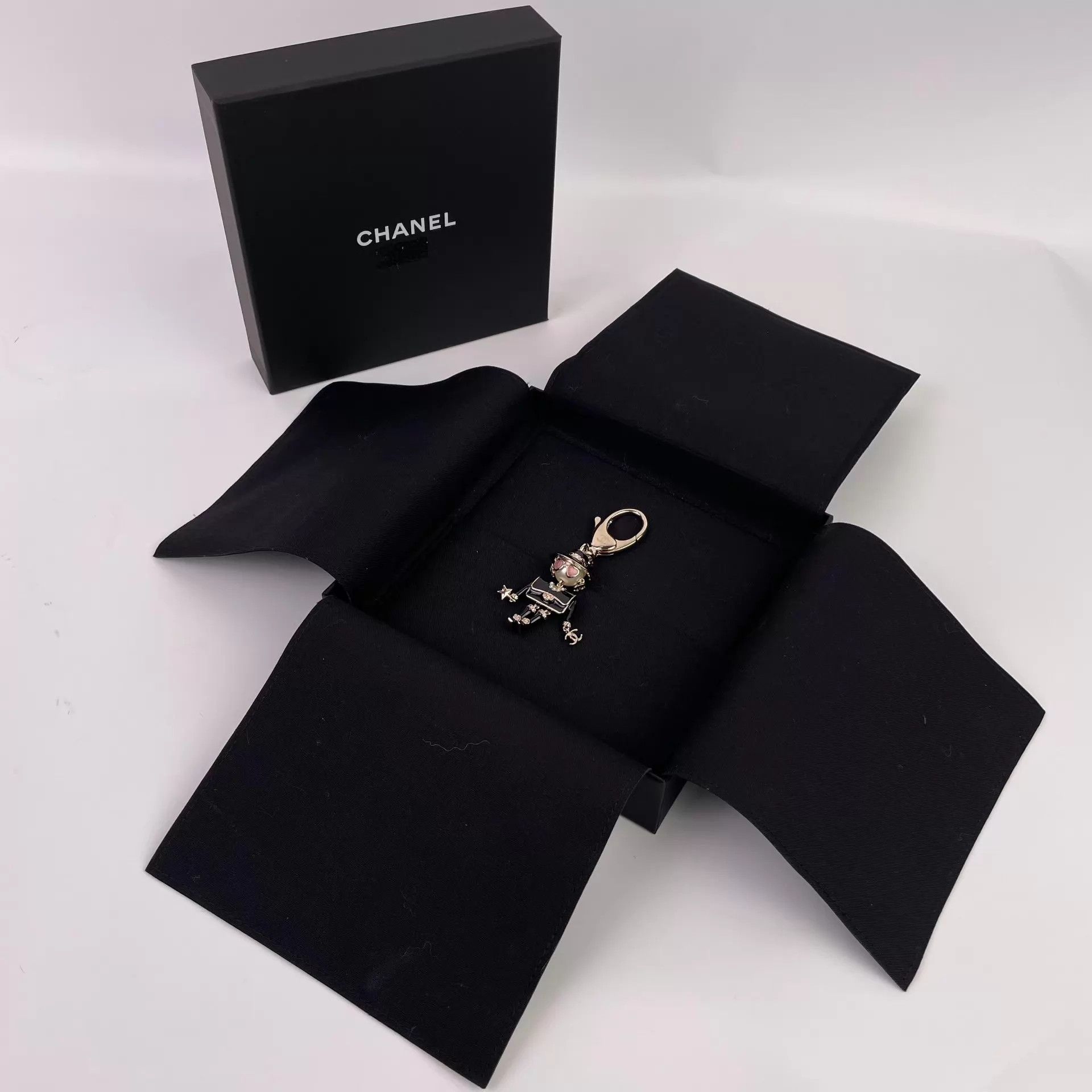 Chanel Chanel Little Monster Charm Size ONE SIZE - 2 Thumbnail