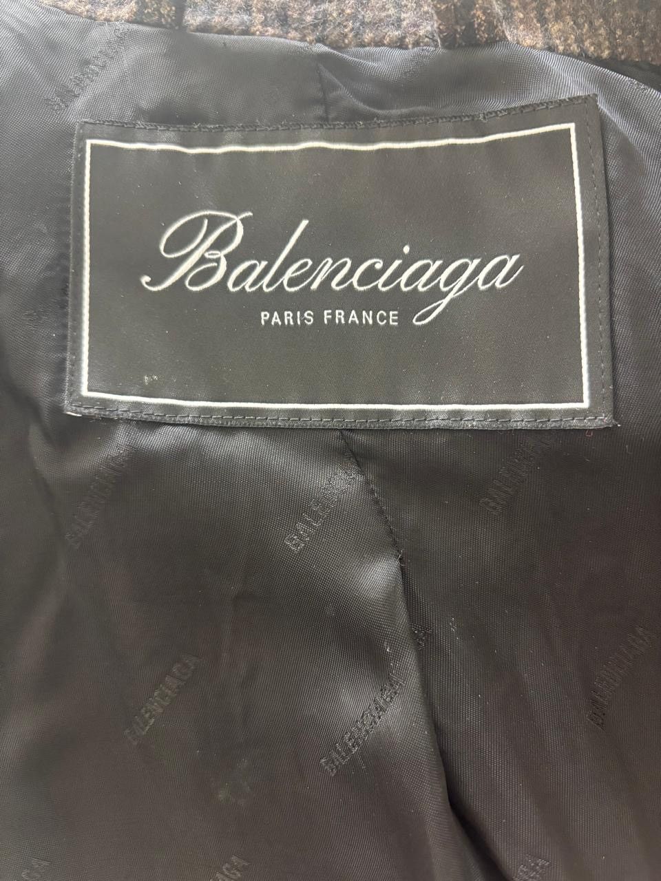 Balenciaga Balenciaga Large Destroyed Coat Size US M / EU 48-50 / 2 - 7 Thumbnail