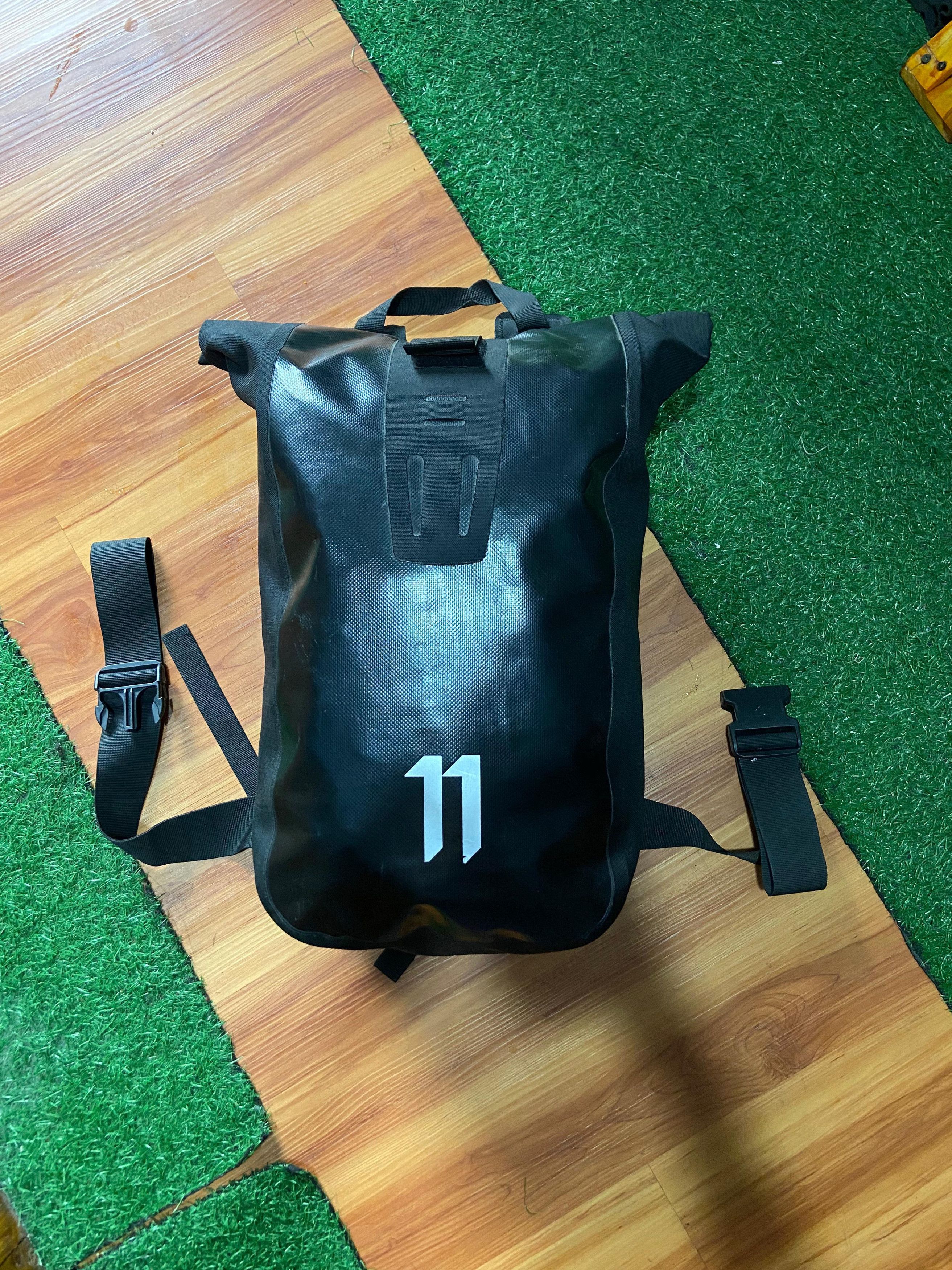 11 By Boris Bidjan Saberi 11 By Boris Bidjan Saberi Backpack Size ONE SIZE - 1 Thumbnail