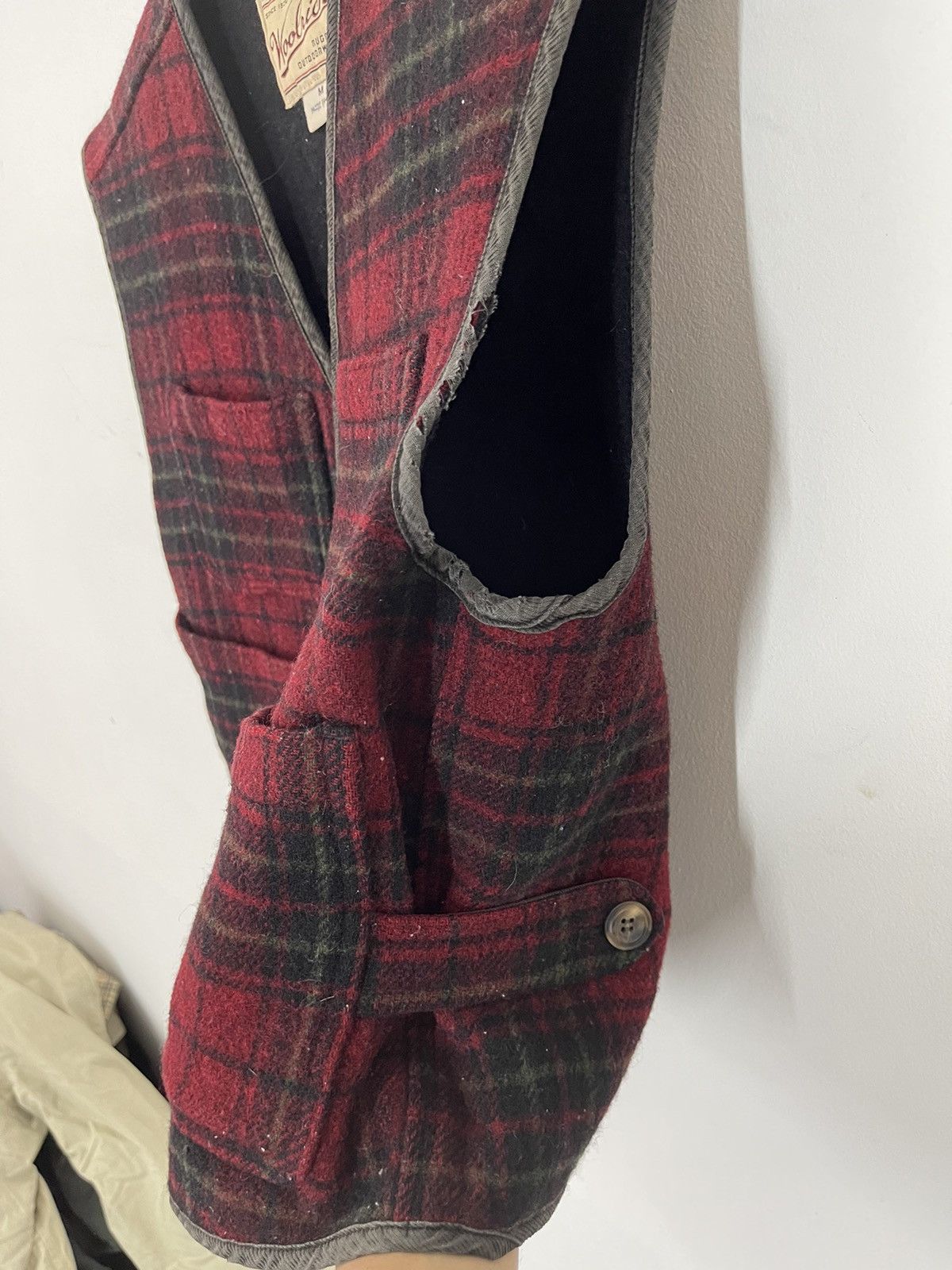 Woolrich Woolen Mills VINTAGE WOOLRICH USA RUGGED OUTDOOR VEST WOOL TARTAN Size US M / EU 48-50 / 2 - 5 Thumbnail