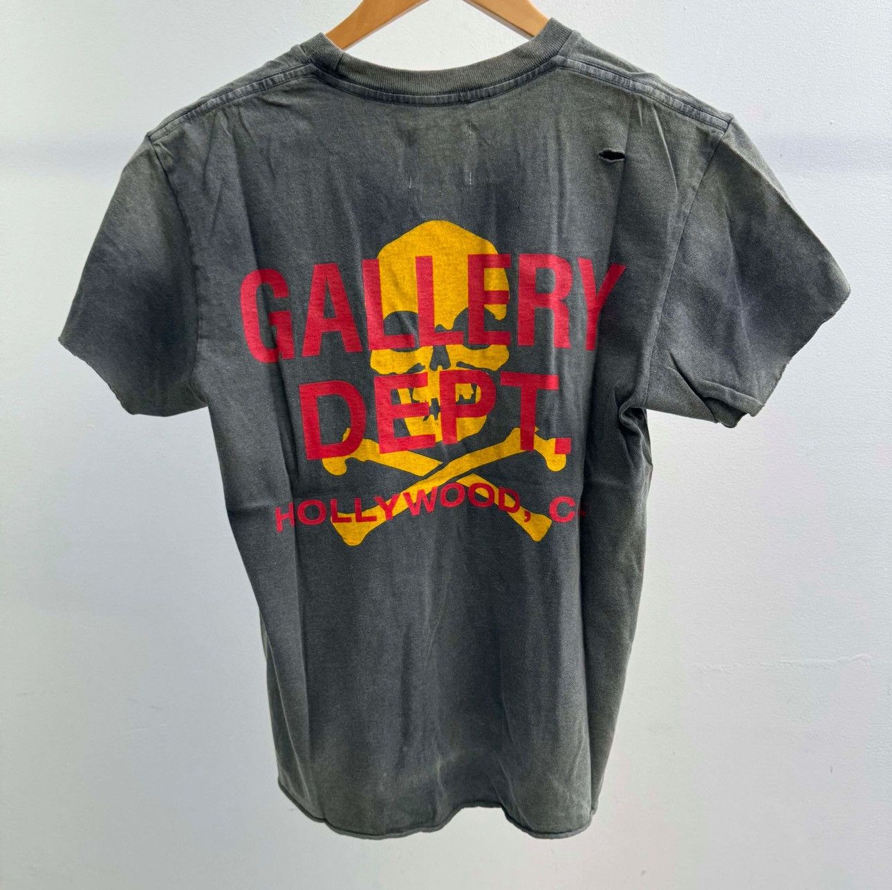 Gallery Dept. Gallery Dept. Skull Distressed Pocket T-Shirt Size US S / EU 44-46 / 1 - 3 Thumbnail