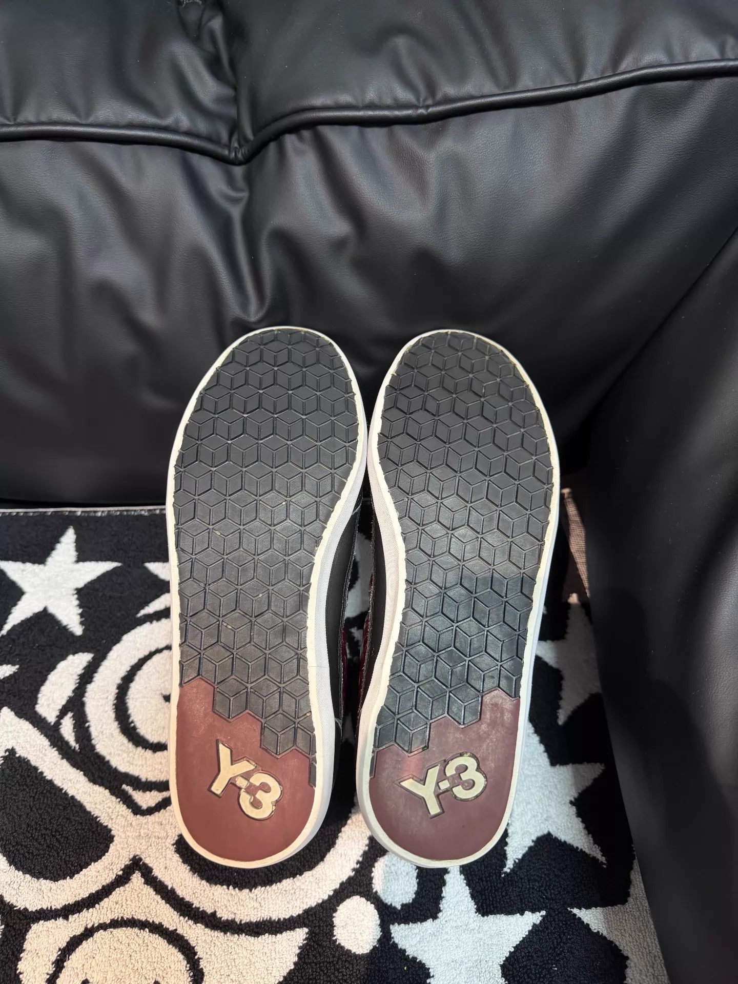 Y-3 Y-3 Croc Embossed Sneaker 38.5 9.7/10 Size US 6 / IT 36 - 7 Thumbnail