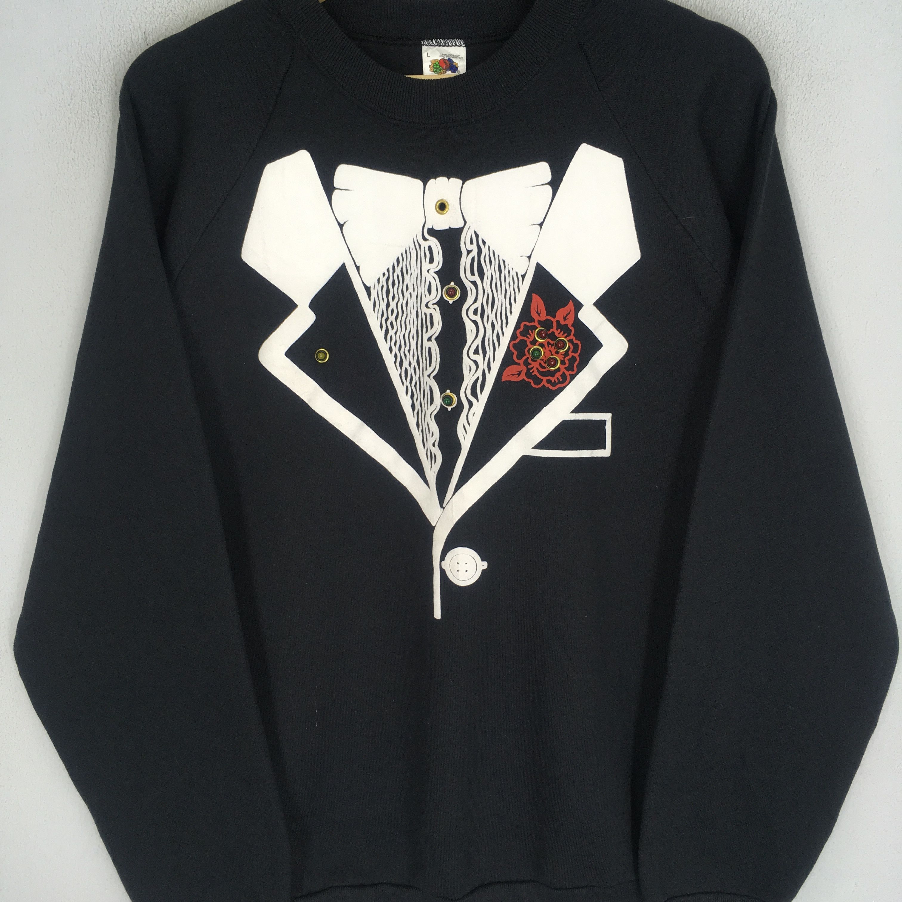 Fruit Of The Loom Vintage 90s Fruit Of The Loom Graphic Black - 829 Size US L / EU 52-54 / 3 - 5 Thumbnail