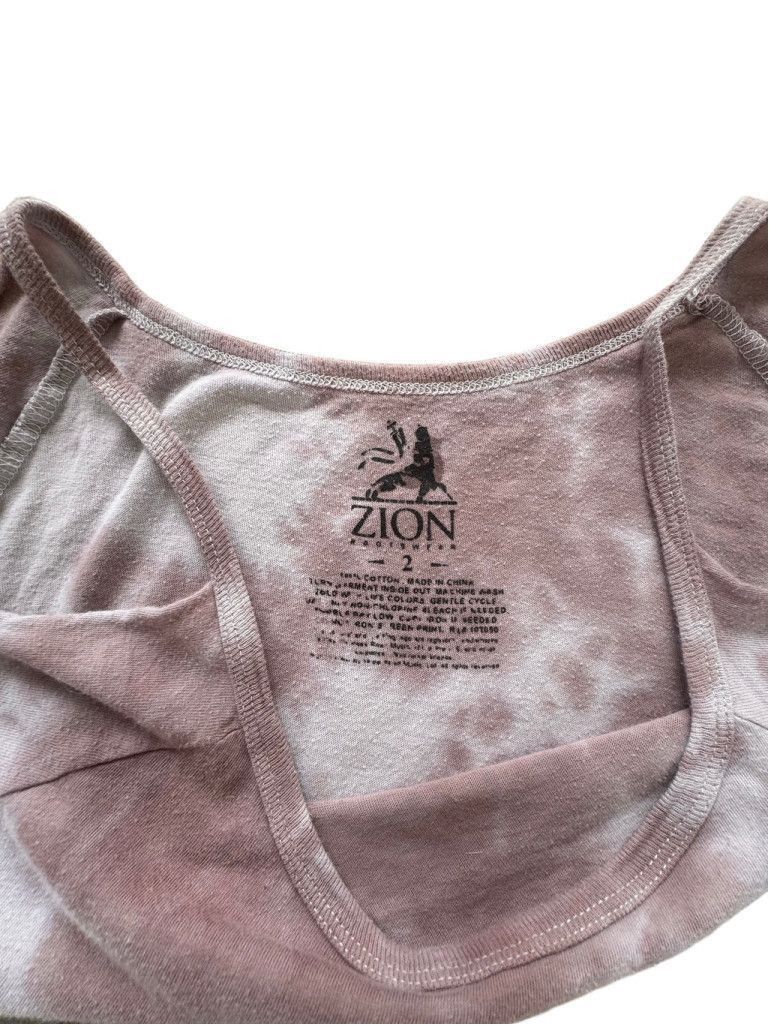 Zion Rootswear Zion Willie Nelson Tie Dye Cold-Shoulder T Shirt 2x Torrid Size XXL / US 16-18 / IT 52-54 - 2 Thumbnail