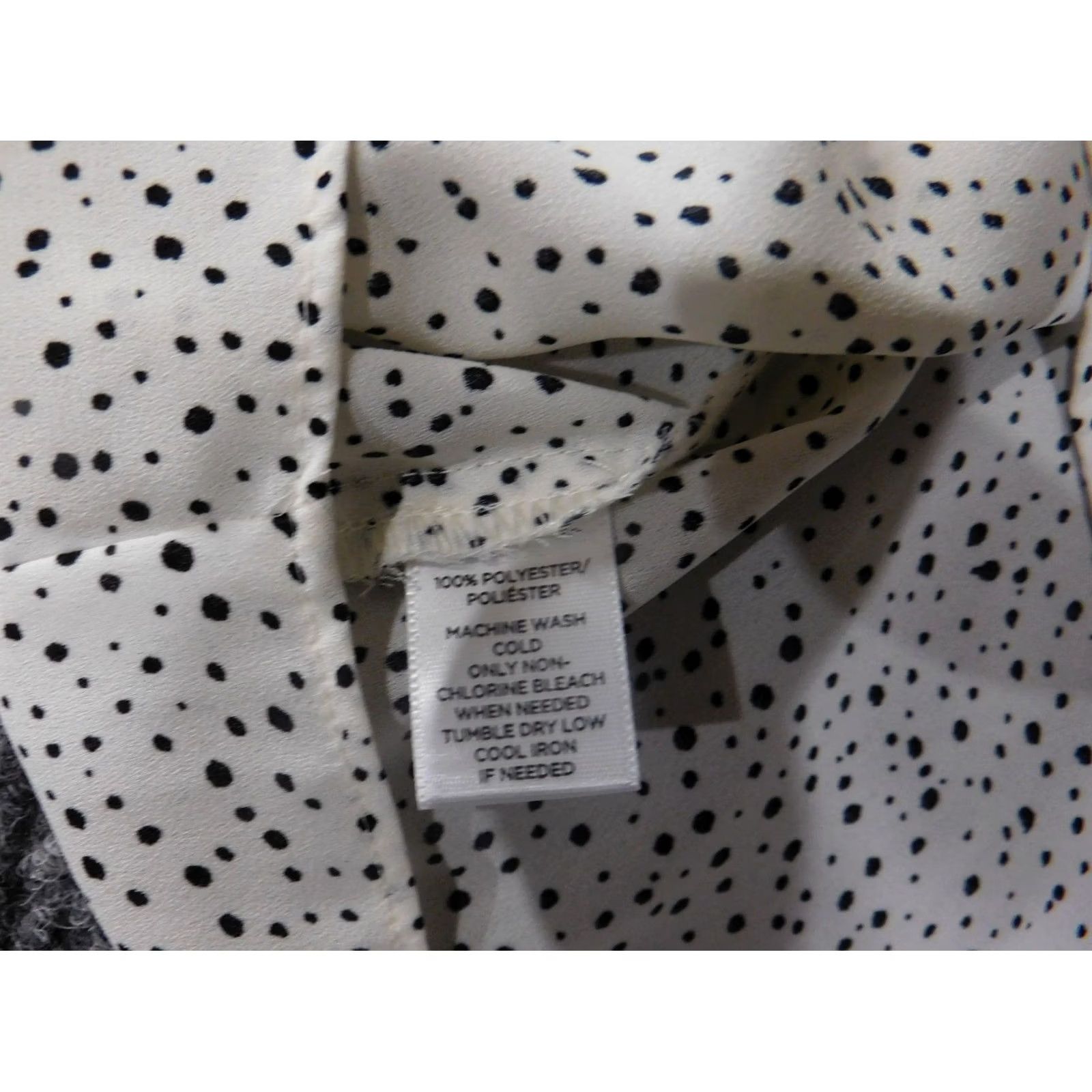 Ann Taylor Loft Ann Taylor Blouse Womens XS White Polka Dot Sleeveless Round Neck Ruffle Pullover Size XS / US 0-2 / IT 36-38 - 6 Thumbnail