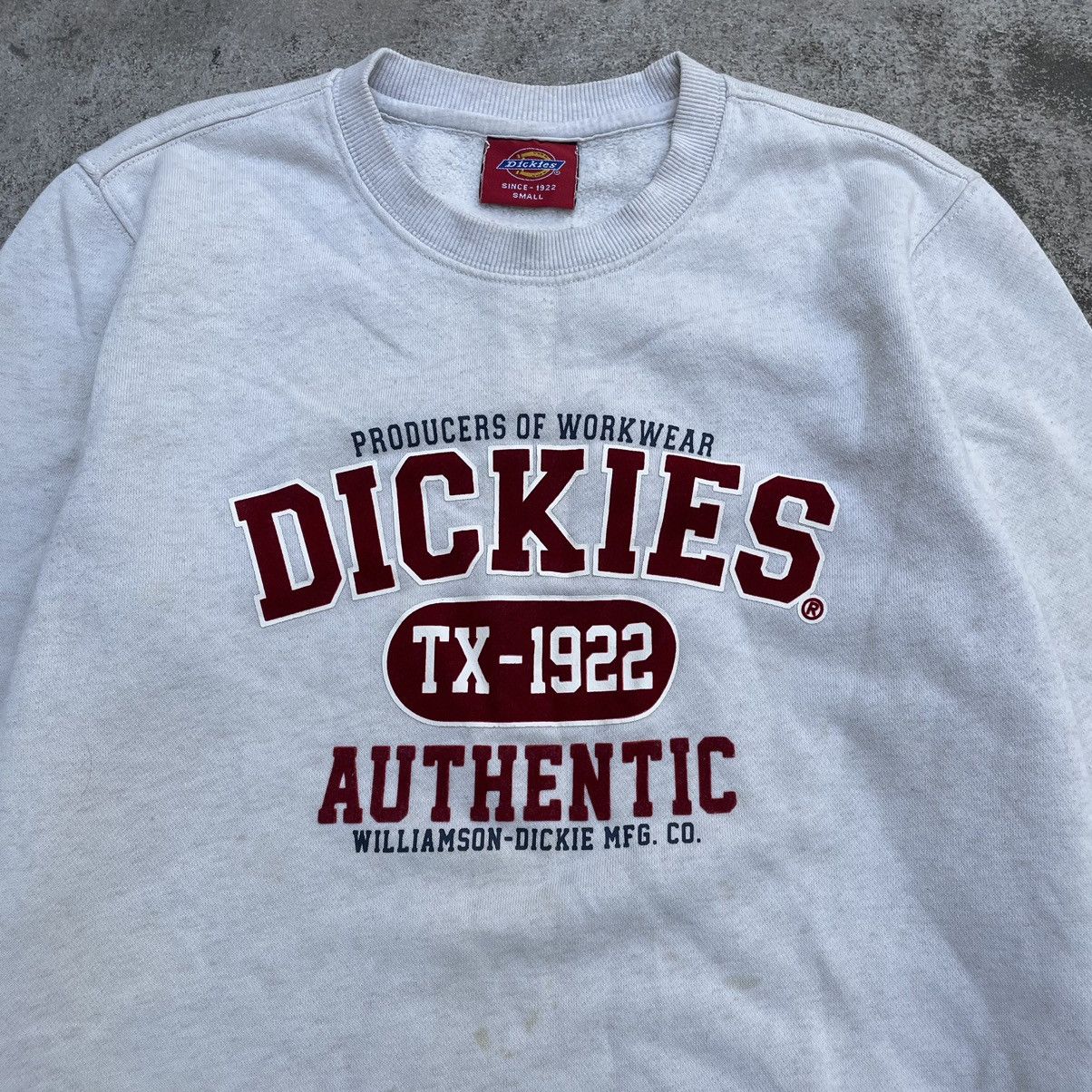 Vintage Vintage 90s Dickies Crewneck Graphic Logo Streetwear Slim S Size US S / EU 44-46 / 1 - 5 Thumbnail