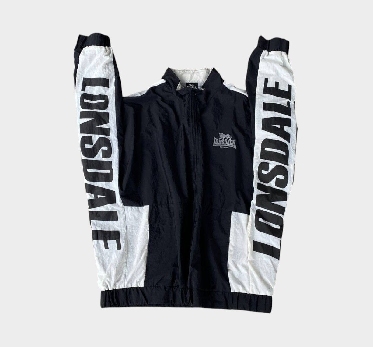 Vintage Vintage 00s Lonsdale London XL Baggy Retro Windbreaker Size US XL / EU 56 / 4 - 1 Thumbnail