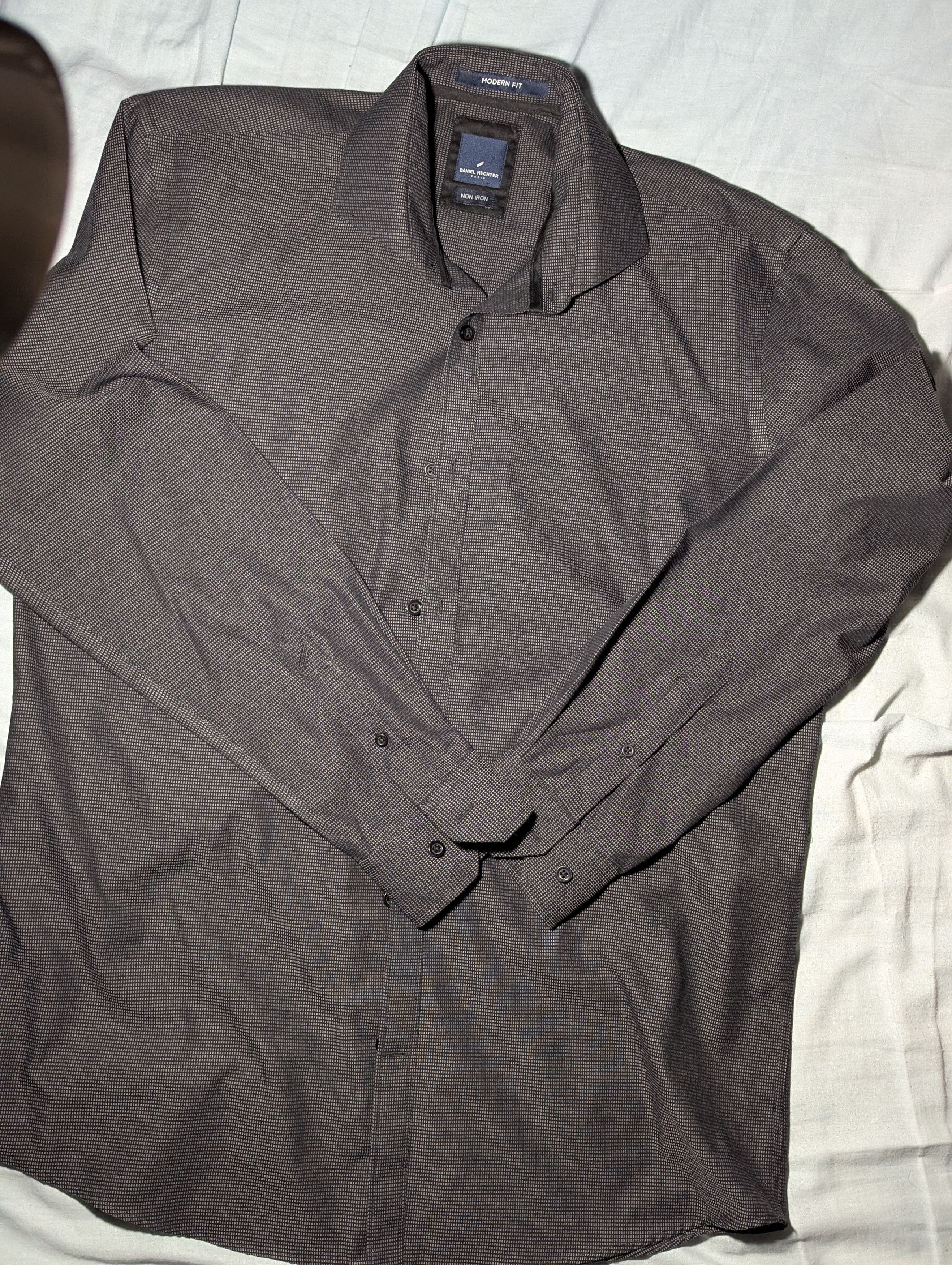 Daniel Hechter Paris- Non Iron Modern fit Size US M / EU 48-50 / 2 - 1 Thumbnail