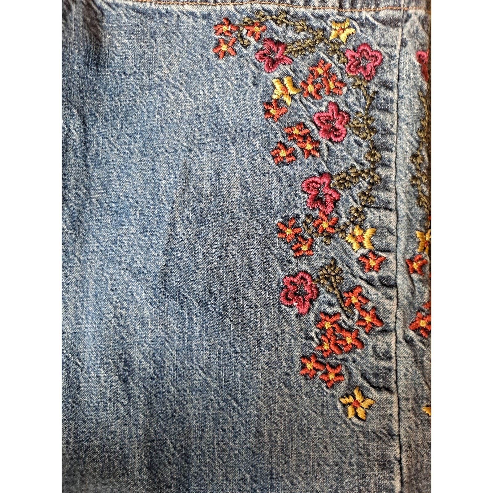 Jones New York Jones New York Jeans Floral Detail Denim Pants Size 6 Size 28" / US 6 / IT 42 - 2 Thumbnail