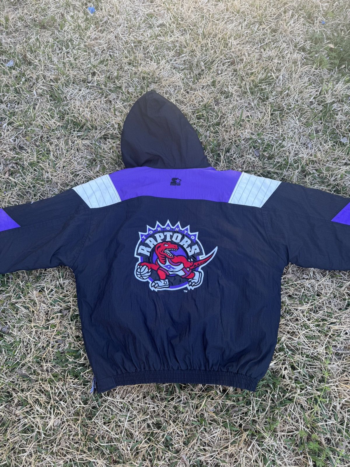 NBA × Vintage Vintage 90s Toronto Raptors half zip Starter Jacket Size US XL / EU 56 / 4 - 4 Thumbnail