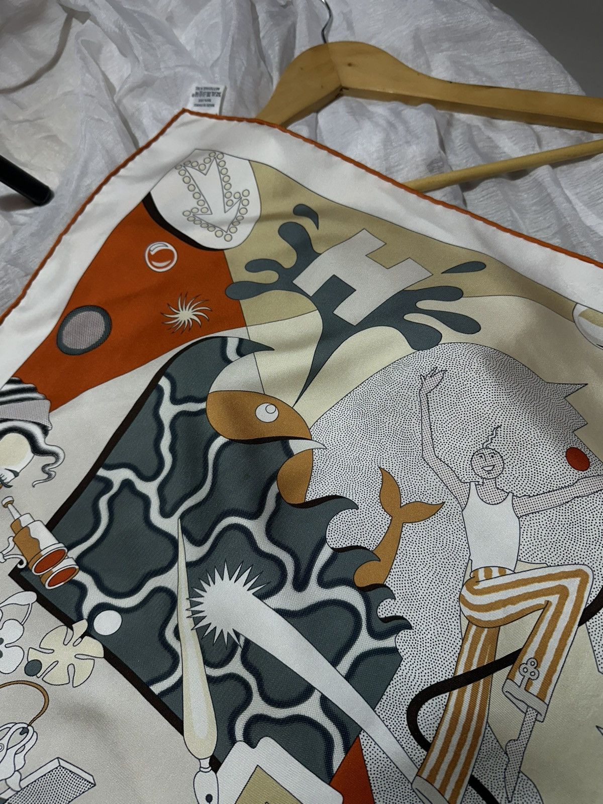 Hermes Authentic HERMES ScarfCarre 90 CA DECOIFFE 100% Silk Japan Size ONE SIZE - 9 Thumbnail