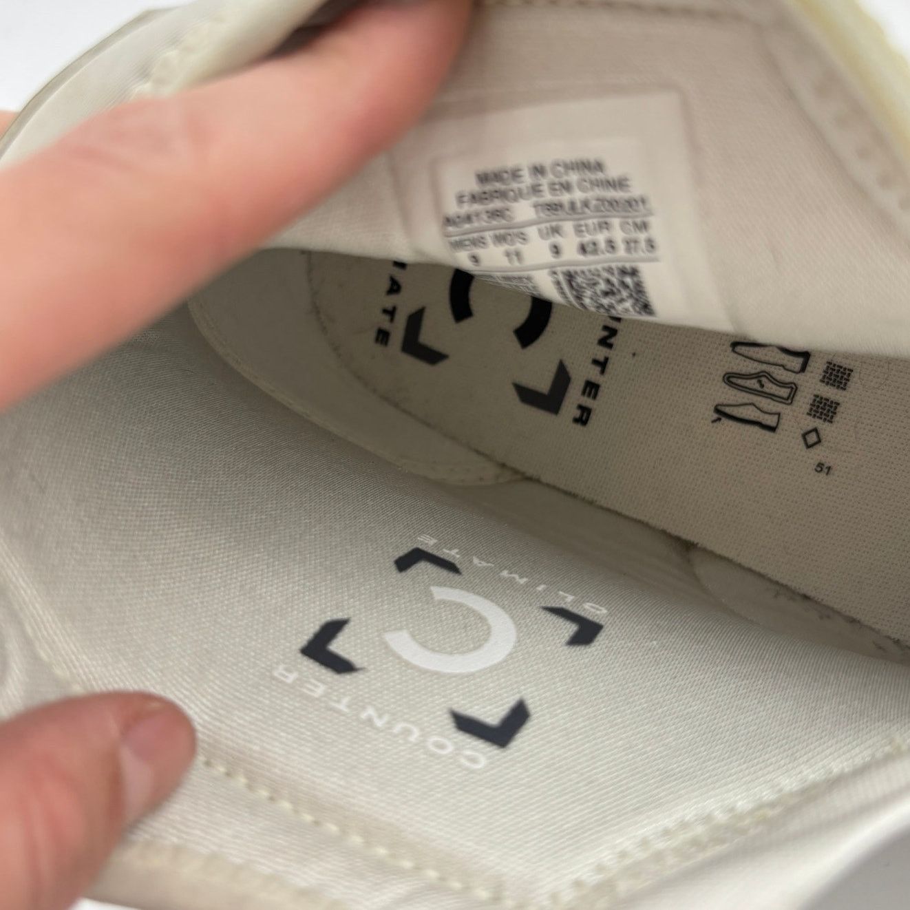 A-COLD-WALL* × Converse Converse A Cold Wall Chuck 70 Geo Sneakers Lily White Mens 9 Size US 9 / EU 42 - 11 Thumbnail