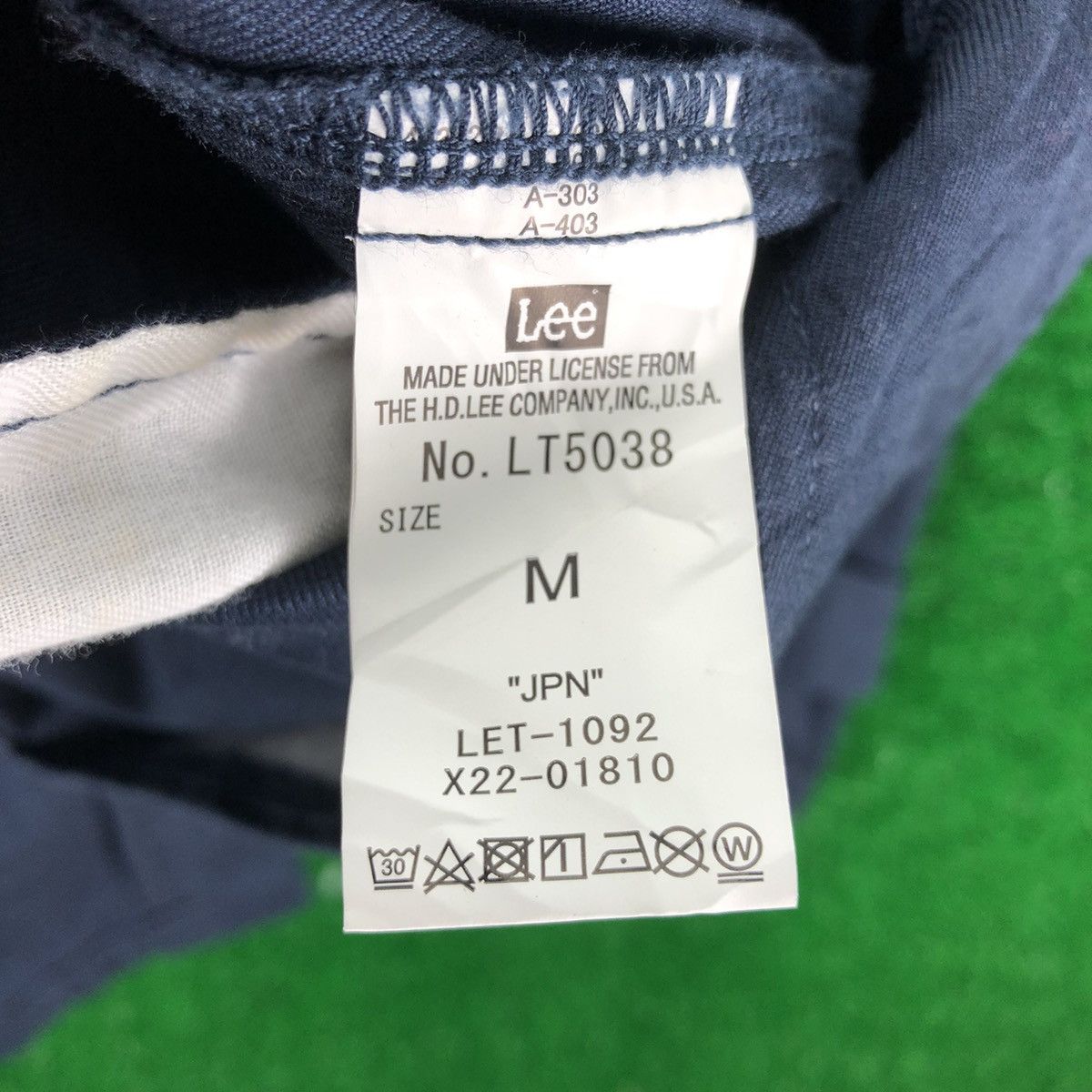 Vintage Lee Japan Women Down Jacket Button up