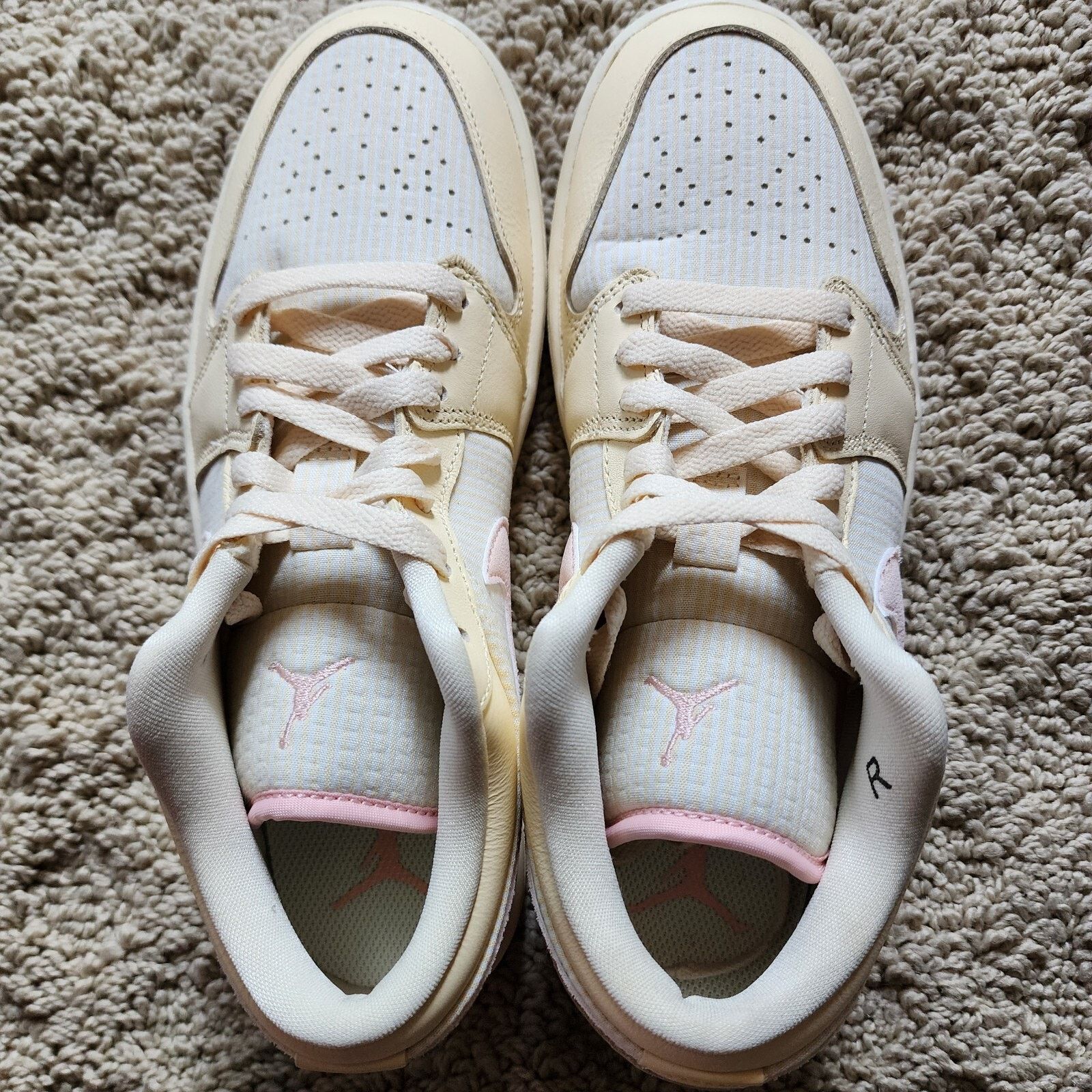 Jordan Brand Wmns Air Jordan 1 SE Low Muslin Legend Pink Brand New Sz 9 Size US 9 / IT 39 - 5 Thumbnail