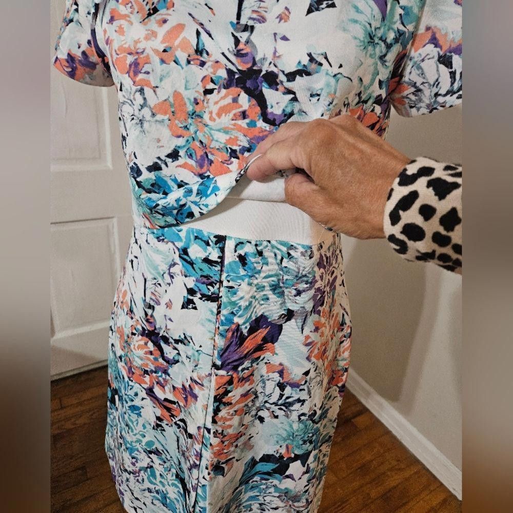 Designer Ivanka trump faux 2 piece dress Size M / US 6-8 / IT 42-44 - 4 Thumbnail