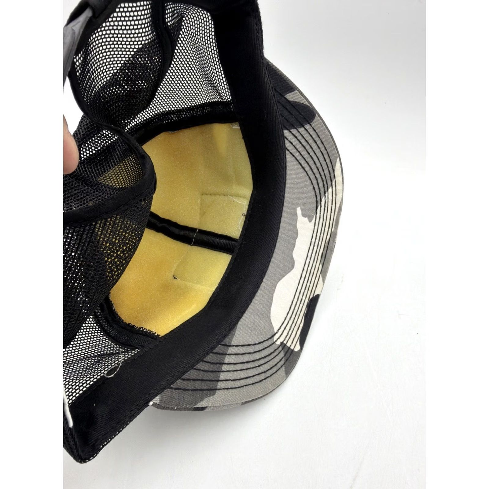 Vintage VINTAGE Snap-Back CAT Hat Gray Camo Trucker Cap Made in USA Adjustable 80s Tonkin Patch Men Mens Camouflage Summer Spring Fall Size ONE SIZE - 6 Thumbnail