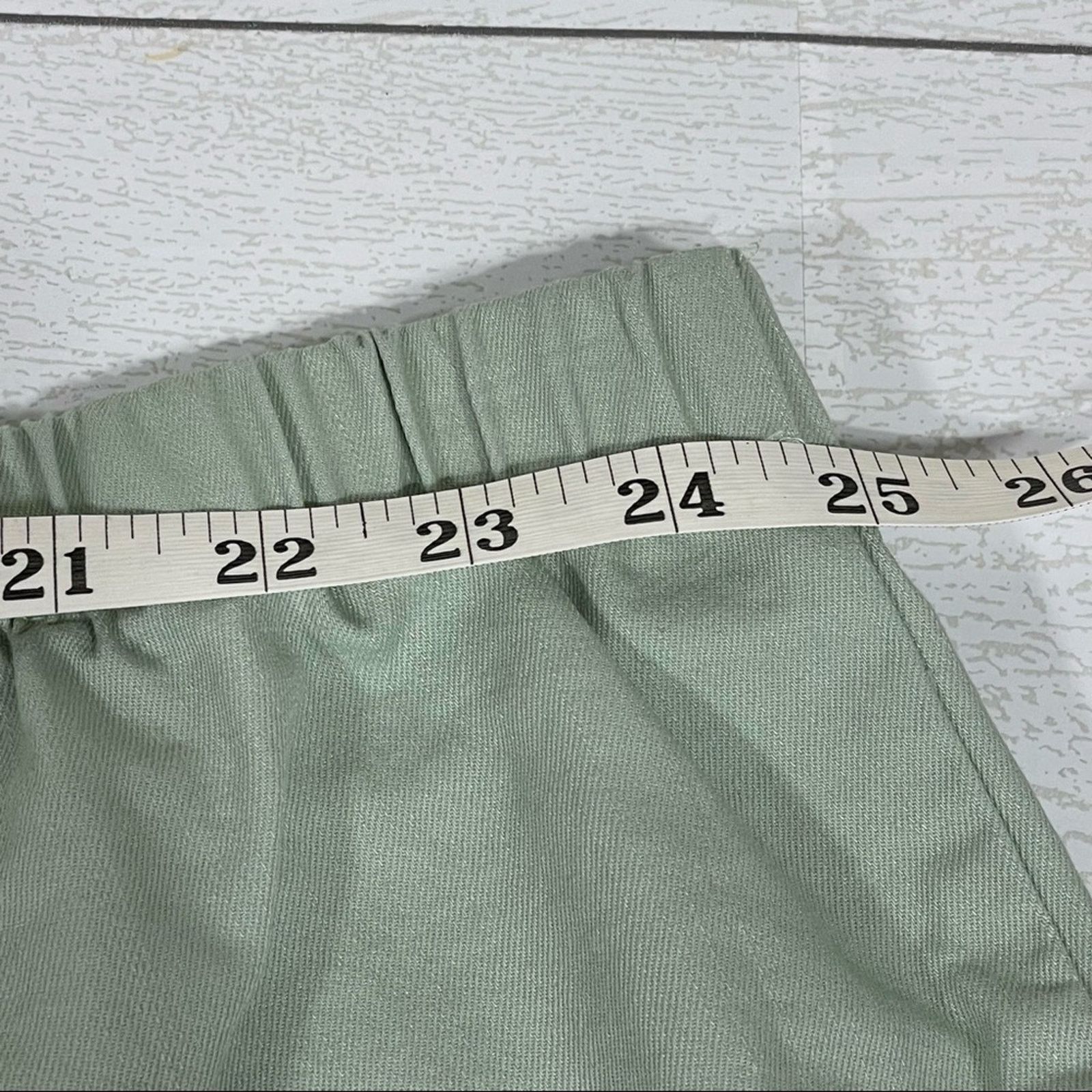 Other WOMAN WITHIN Plus Size Capri Pants Pale Green Size 38W NWT Size 25" / US 0 / IT 36 - 7 Thumbnail