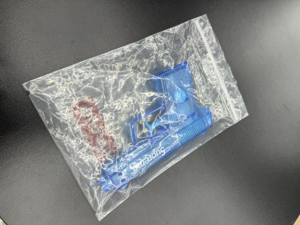 Supreme 2011 Supreme Water Gun Set Red & Blue New RARE! 🔥 Size ONE SIZE - 6 Thumbnail