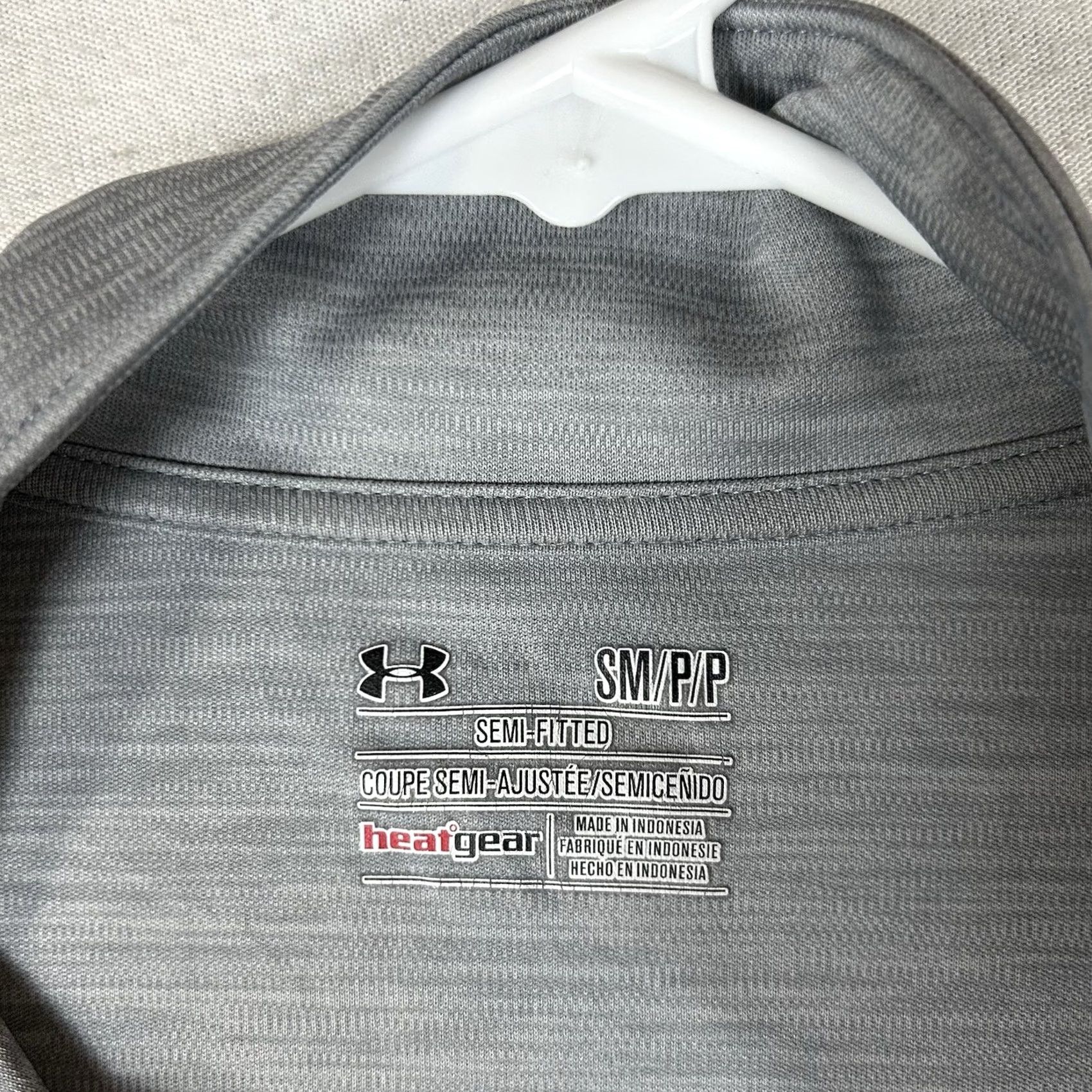 Under Armour Under Armour HeatGear 1/4 Zip Shirt Womens Small Long Sleeve Gray LS Semi-Fitted Size S / US 4 / IT 40 - 3 Thumbnail