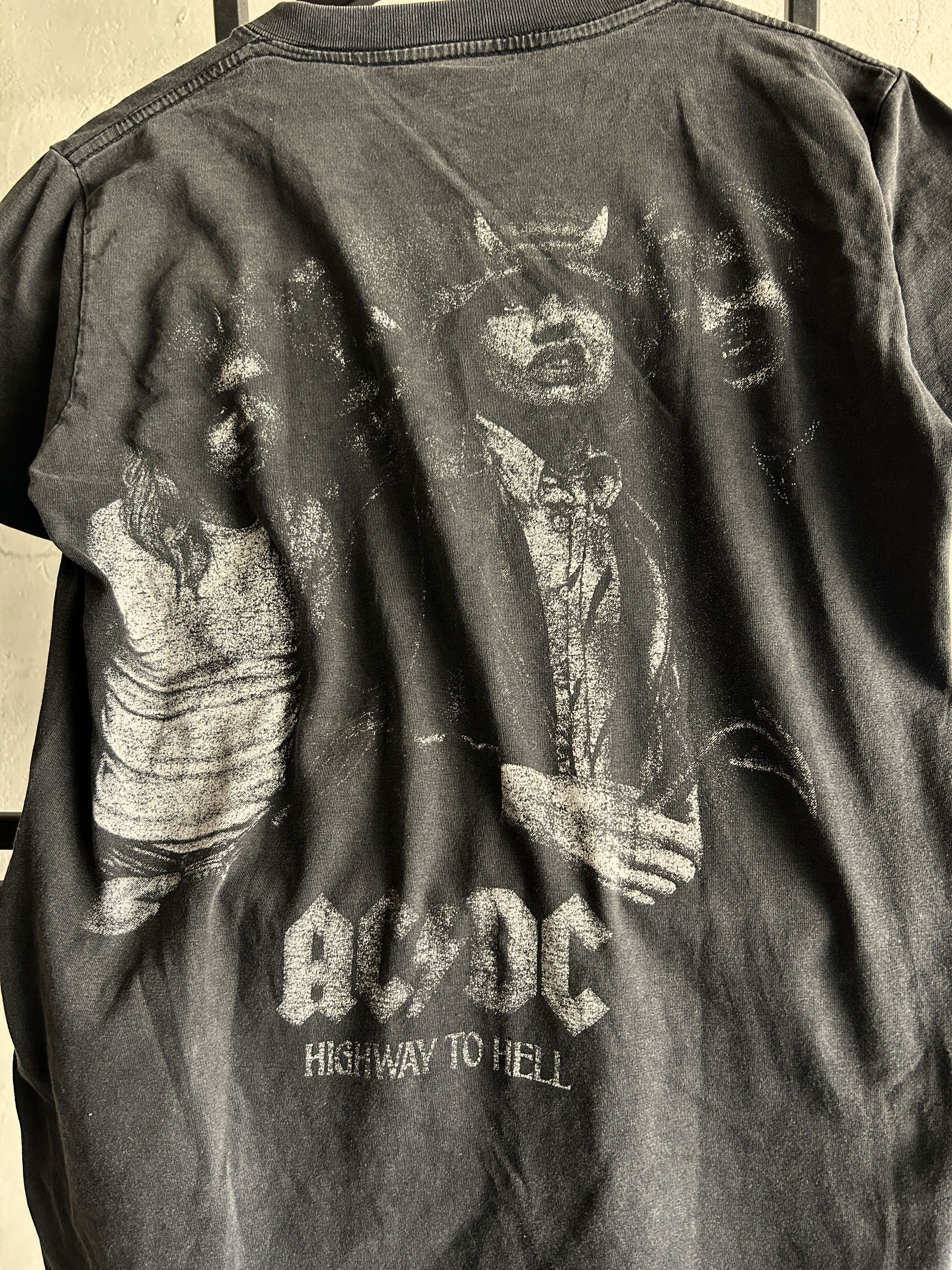 Japanese Brand ACDC Highway To Hell Band Tee Rock Vintage Style Size US M / EU 48-50 / 2 - 8 Thumbnail
