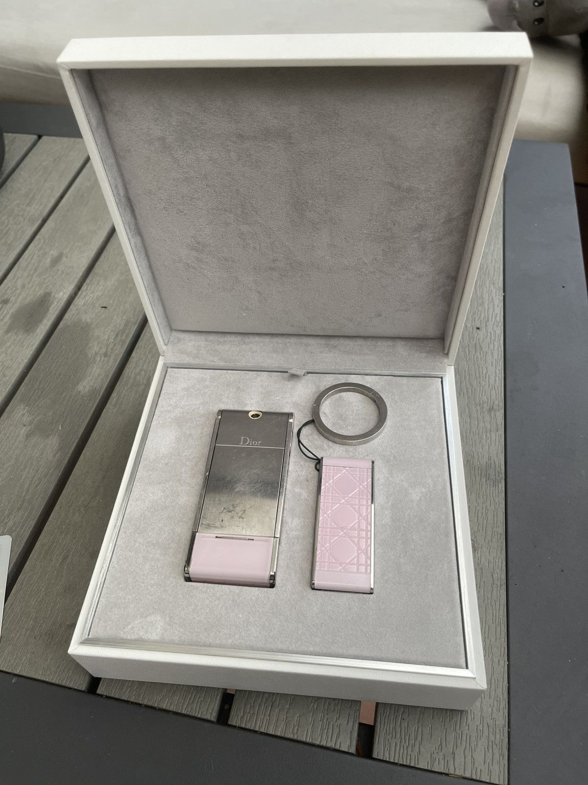 Christian Dior Monsieur Vintage Dior Phone limited edition Size ONE SIZE - 11 Thumbnail