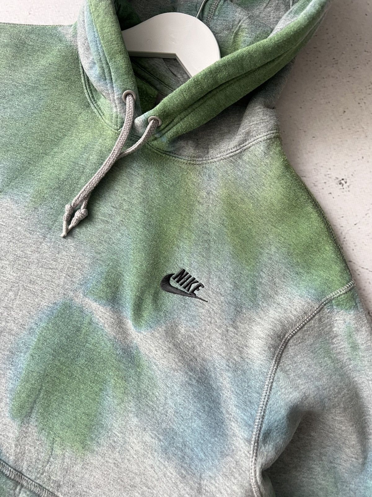 Nike Nike Vintage Tie-Dye Hoodie Green Size M Size US M / EU 48-50 / 2 - 7 Thumbnail