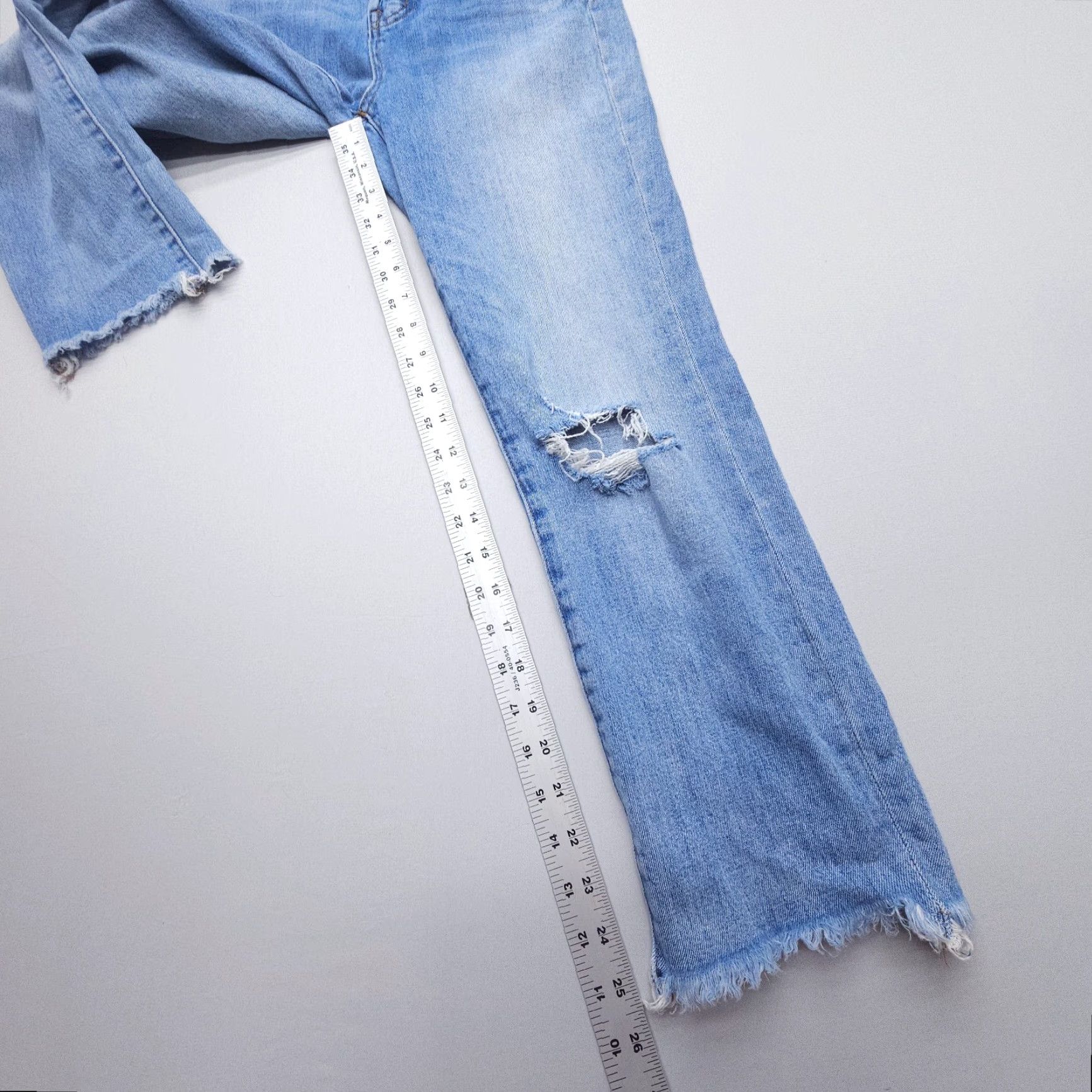 Madewell Madewell The Perfect Vintage Jeans Womens 25 Blue Distressed Denim 25" Inseam Size 42" / US 20 - 5 Thumbnail