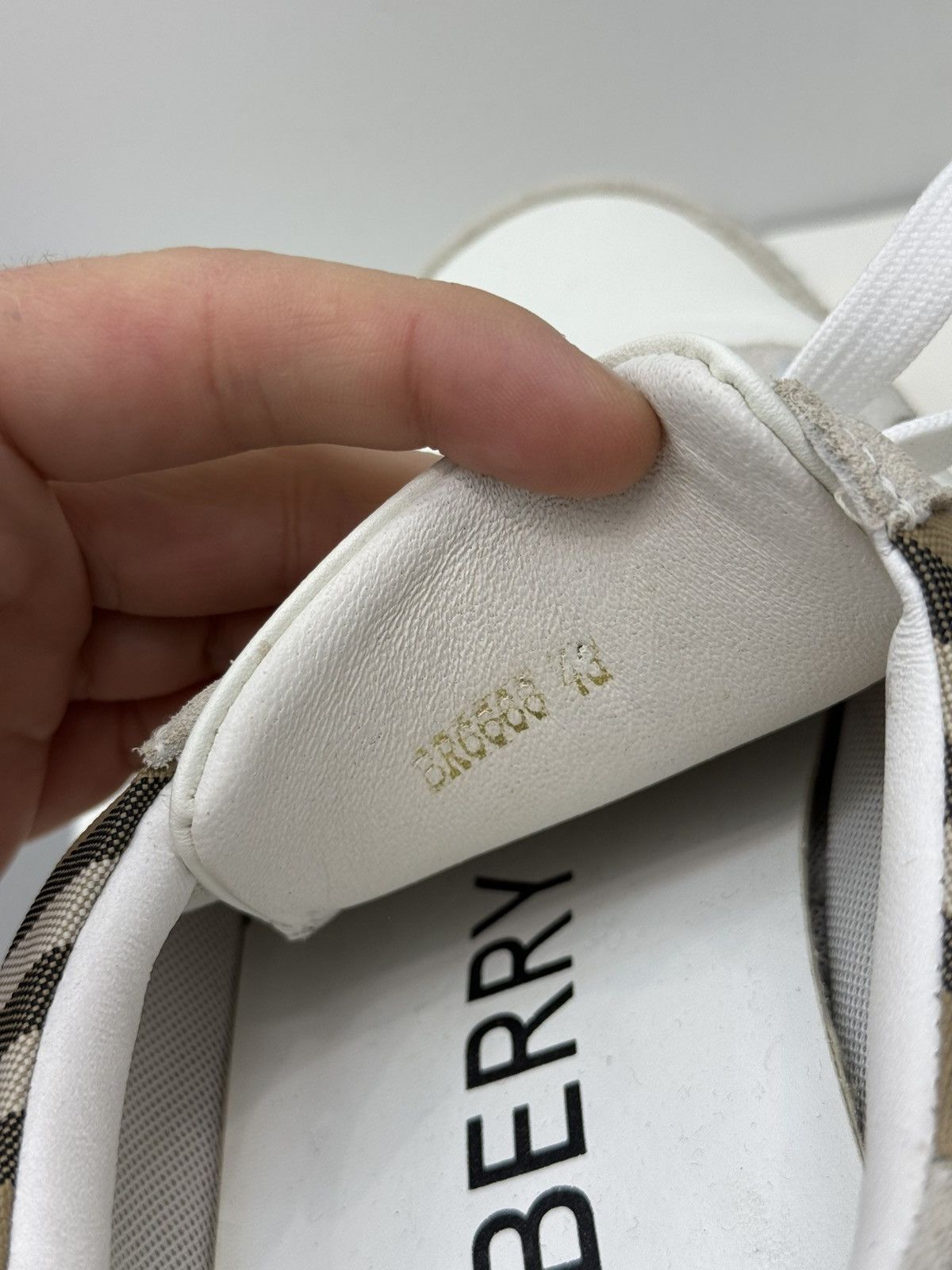 Burberry Burberry Nova Check Leather Suede Low-Top Sneakers Size US 9 / EU 42 - 7 Thumbnail