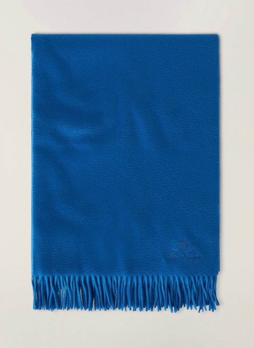 Loro Piana o1srvl11e0325 FAO3765 Size: OS / Scarf in Blue Size ONE SIZE - 1 Thumbnail