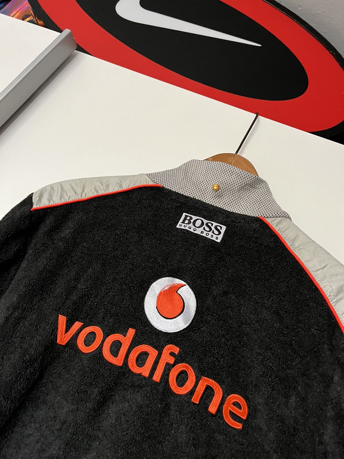 Mercedes-Benz × Vintage Vintage Y2K Mercedes Mclaren Racing Polar Forma1 Vodafone Size US M / EU 48-50 / 2 - 4 Thumbnail