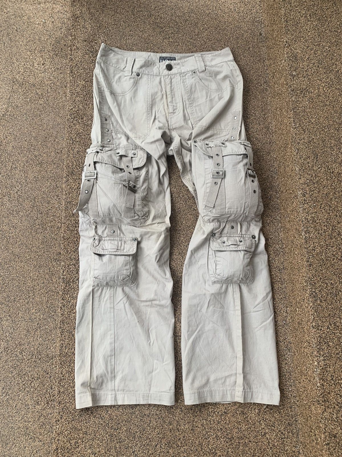 Japanese Brand UGIZ Multipocket Cargo Pants Size US 32 / EU 48 - 2 Thumbnail
