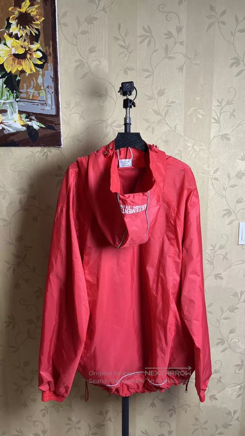 Vetements Vetements Red Hooded Windbreaker Jacket Size US XS / EU 42 / 0 - 2 Thumbnail