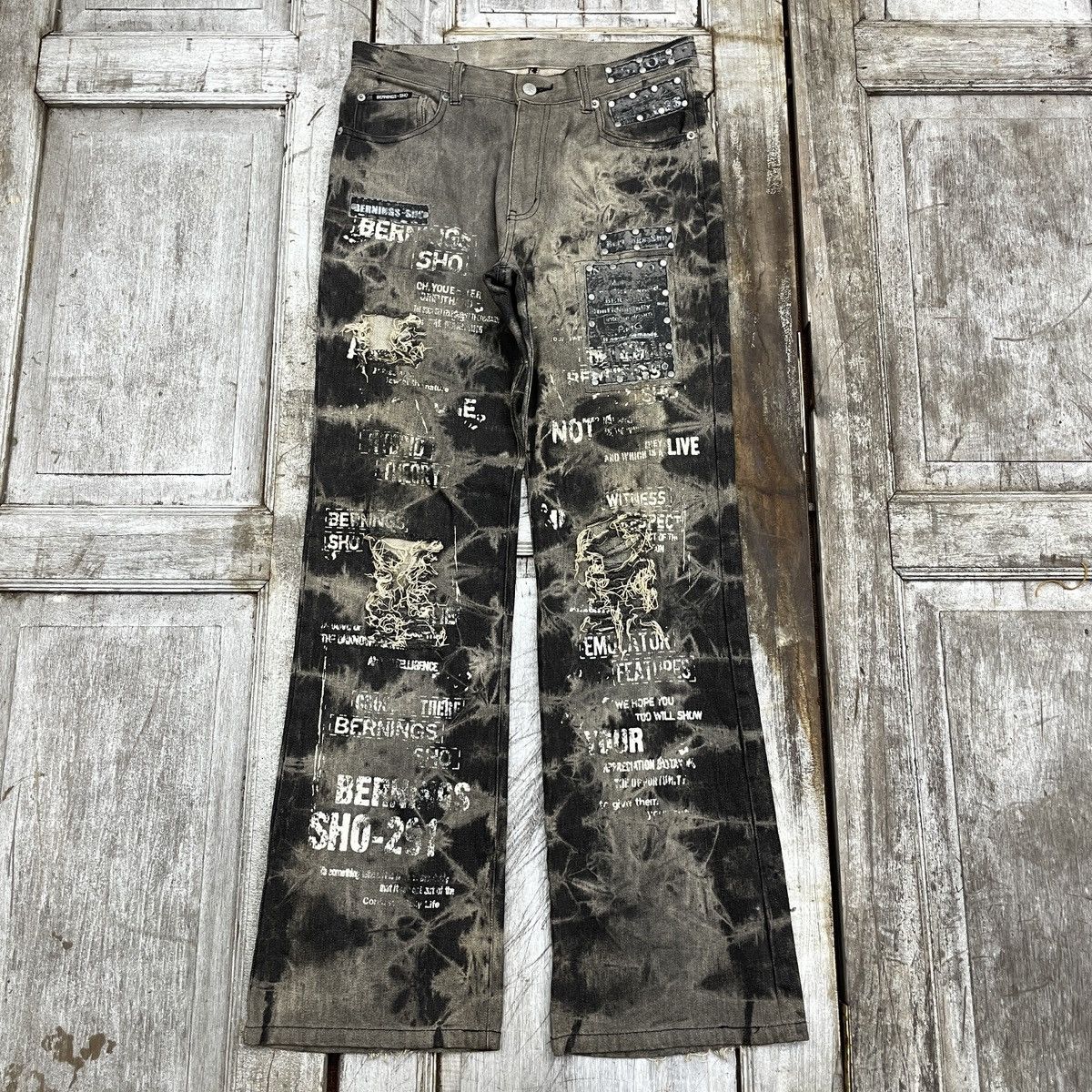 Hysteric Glamour × Japanese Brand Japanese Bernings Sho Printed Punk Bootcut Jeans wc 354 Size US 31 - 1 Thumbnail