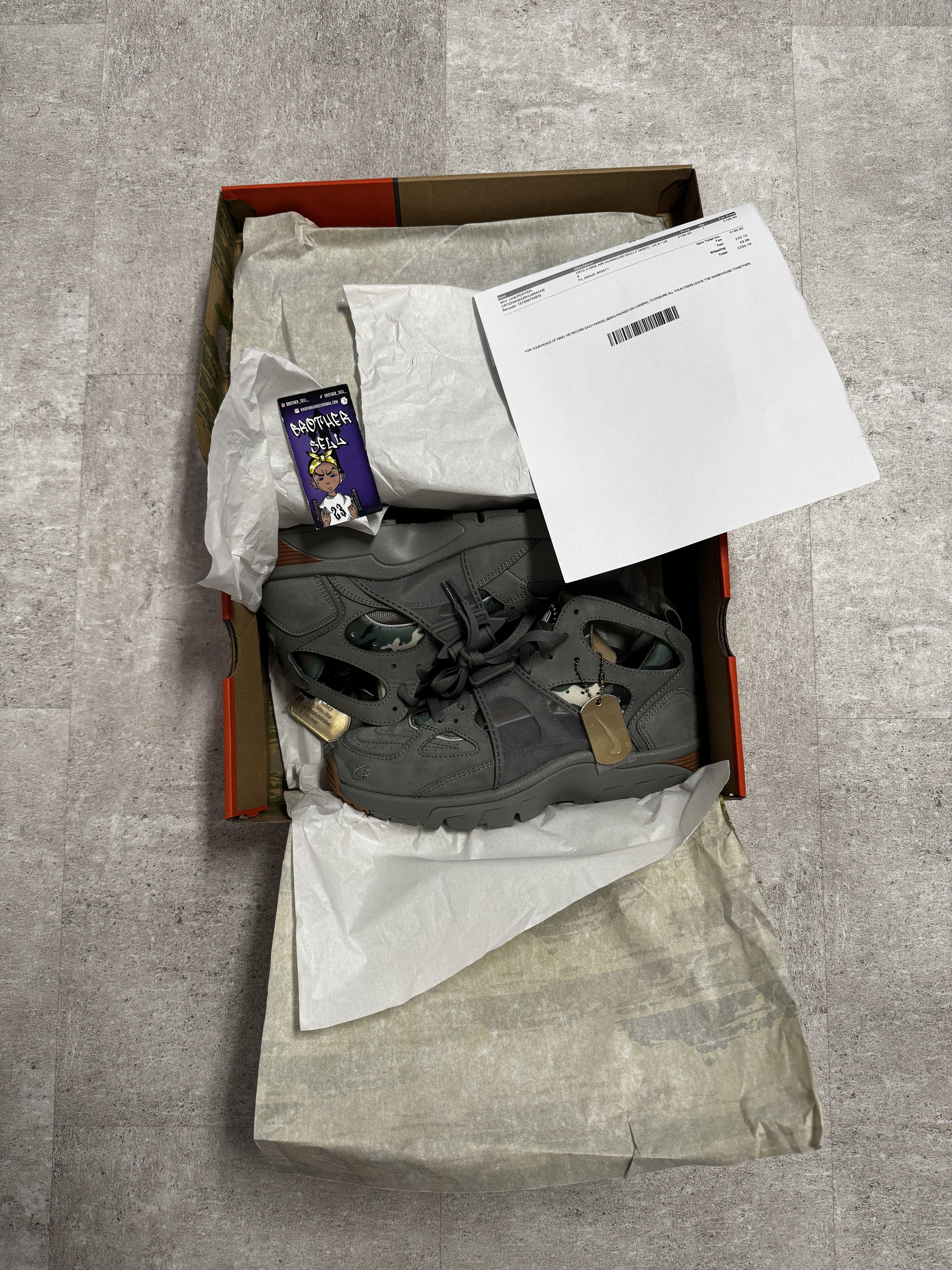 Corteiz Corteiz x Nike Air Huarache - Gully Grey Size US 9.5 / EU 42-43 - 9 Thumbnail