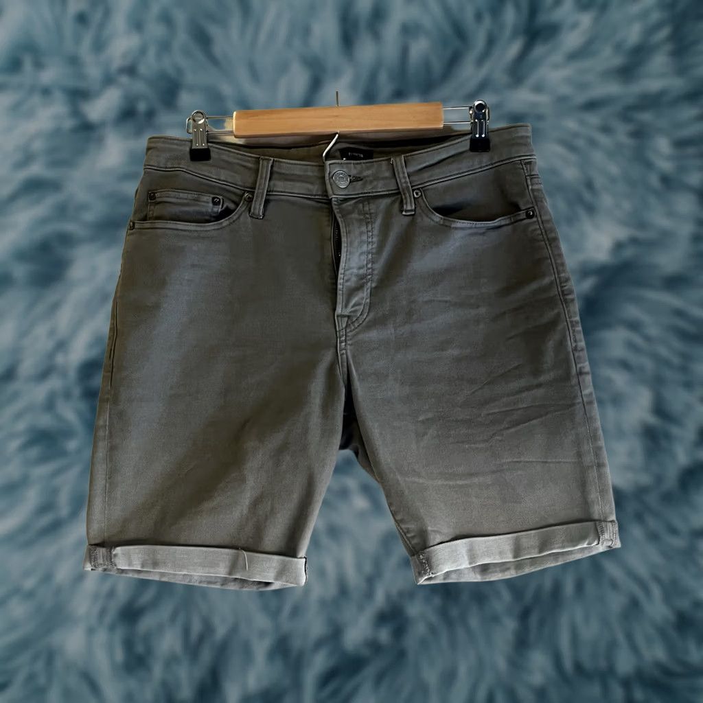 Express Express Mens Olive Green Shorts 32W Slim Fit Chino Casual Travel Workwear Flat Front Denim Pocket Zipper Button Regular Mens Size US 32 / EU 48 - 1 Thumbnail