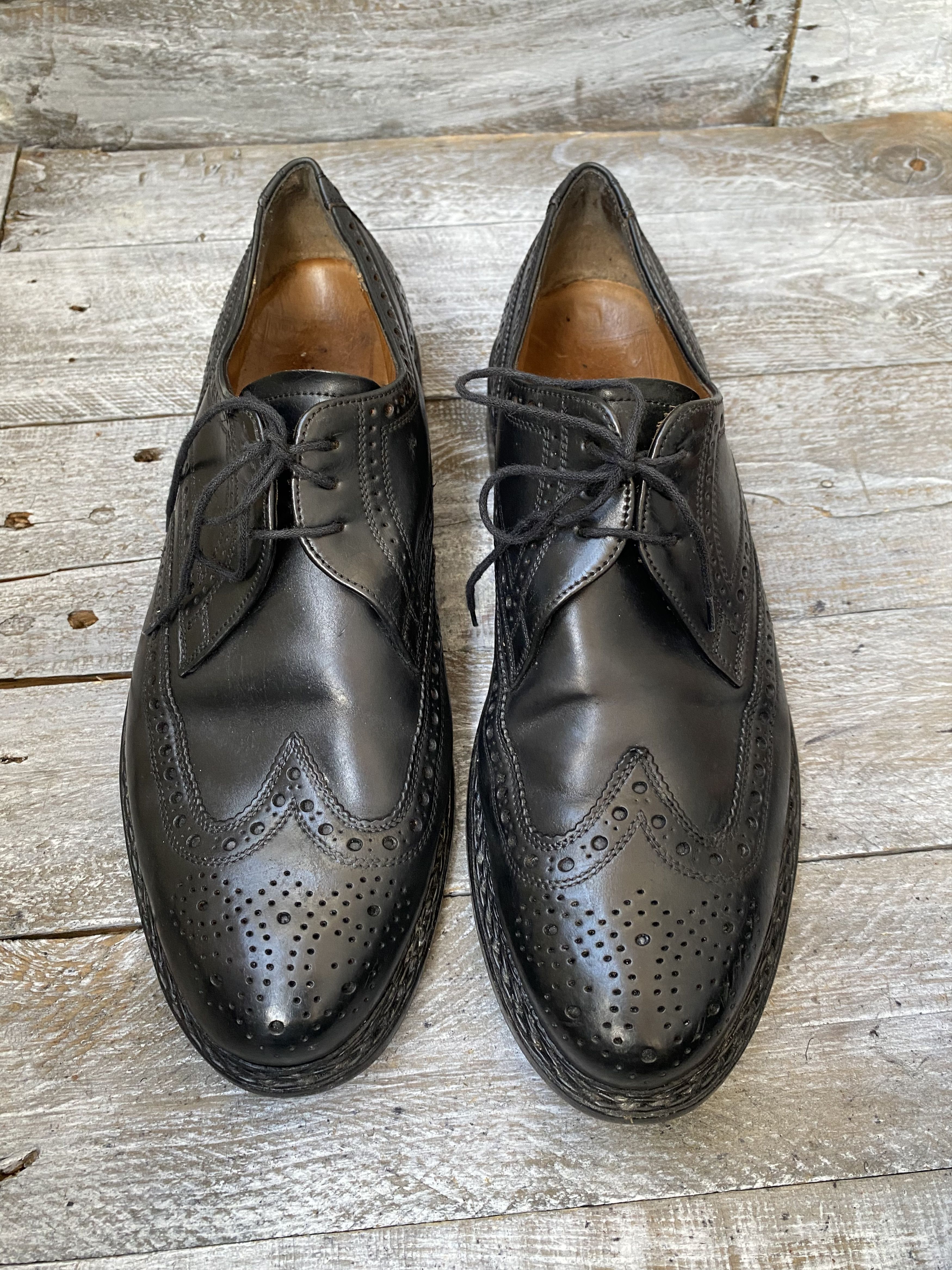 Heinrich Dinkelacker Heinrich Dinkelacker Shell cordovan oxford dress shoes sz11 Size US 12 / EU 45 - 17 Thumbnail