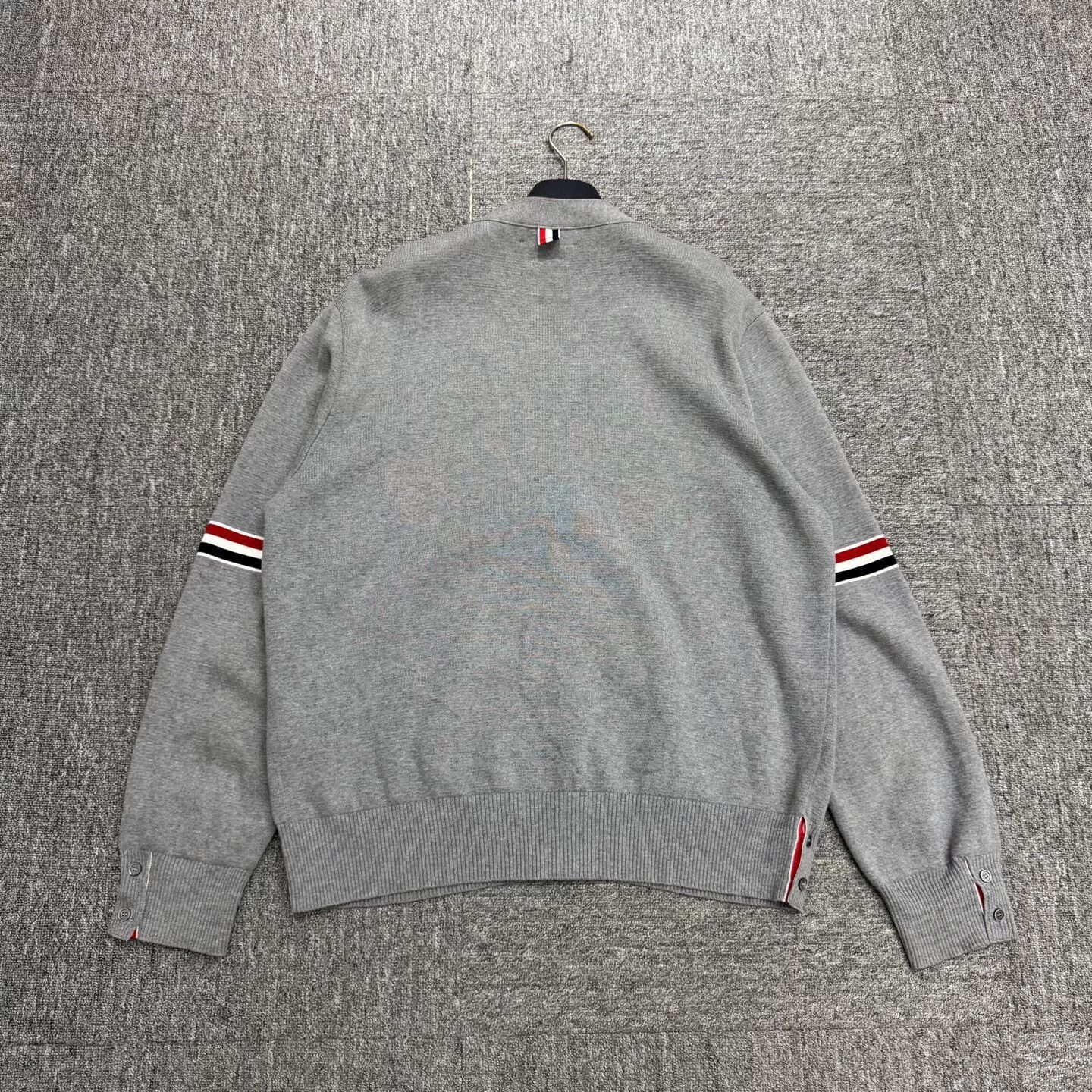 Thom Browne thom browne knitted cardigan in gray. Size US L / EU 52-54 / 3 - 2 Thumbnail