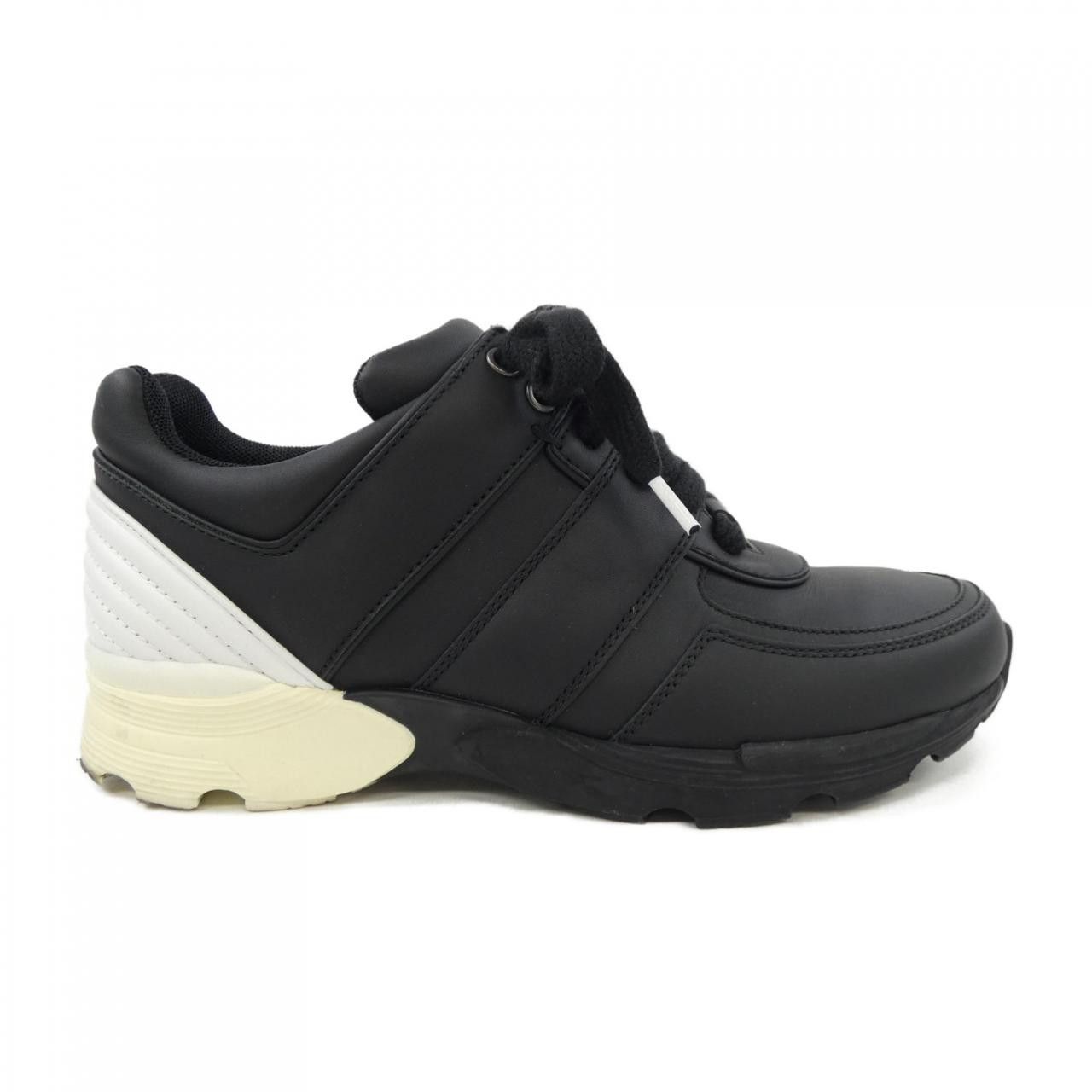 Chanel Chanel Chanel G31711 Sneakers Textile Shoes G31711 DUTY FREE for USA Size ONE SIZE - 1 Thumbnail
