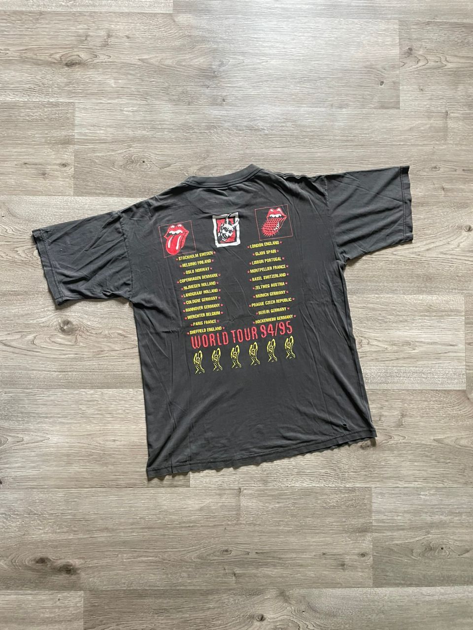 The Rolling Stones Vintage The Rolling Stones World Tour 94/95 Tee Size US XL / EU 56 / 4 - 2 Thumbnail