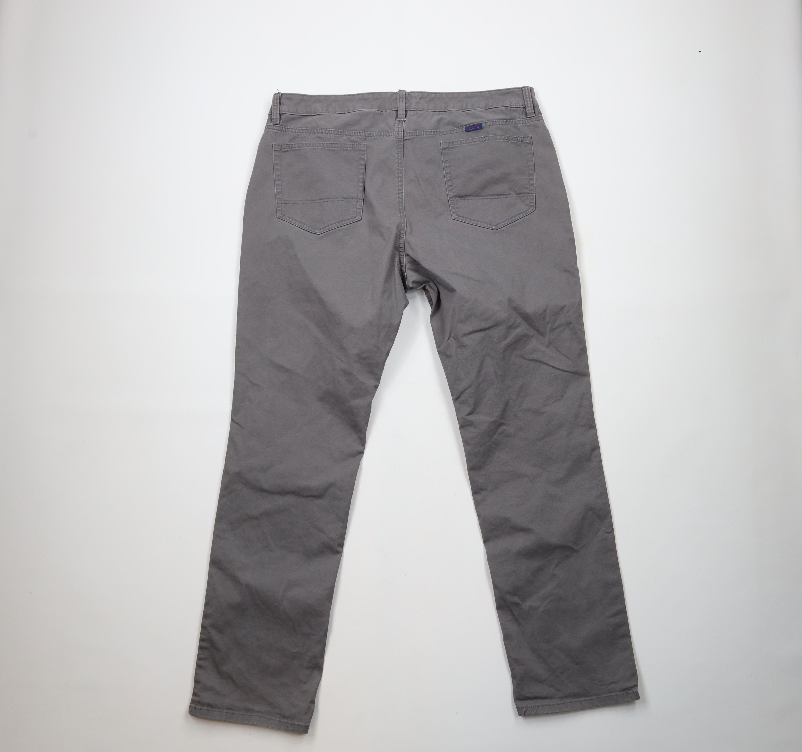 UNTUCKit × Vintage Untuckit Straight Leg Stretch Chino Pants Trousers Gray Size US 38 / EU 54 - 8 Thumbnail