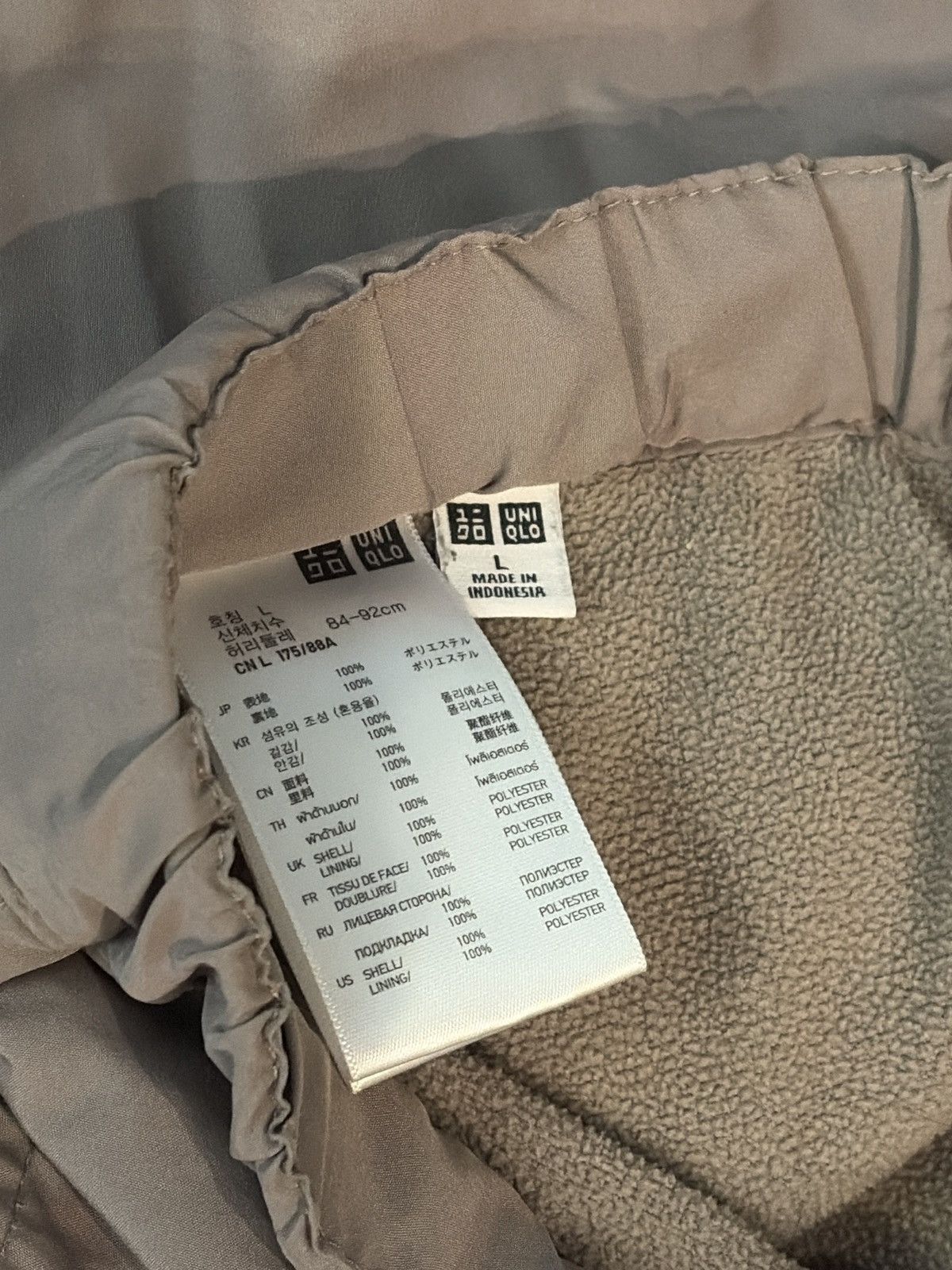 Uniqlo UNIQLO Y2K/2000s Baggy Khaki Utility Gorpcore Cargo Pants Size US 38 / EU 54 - 5 Thumbnail