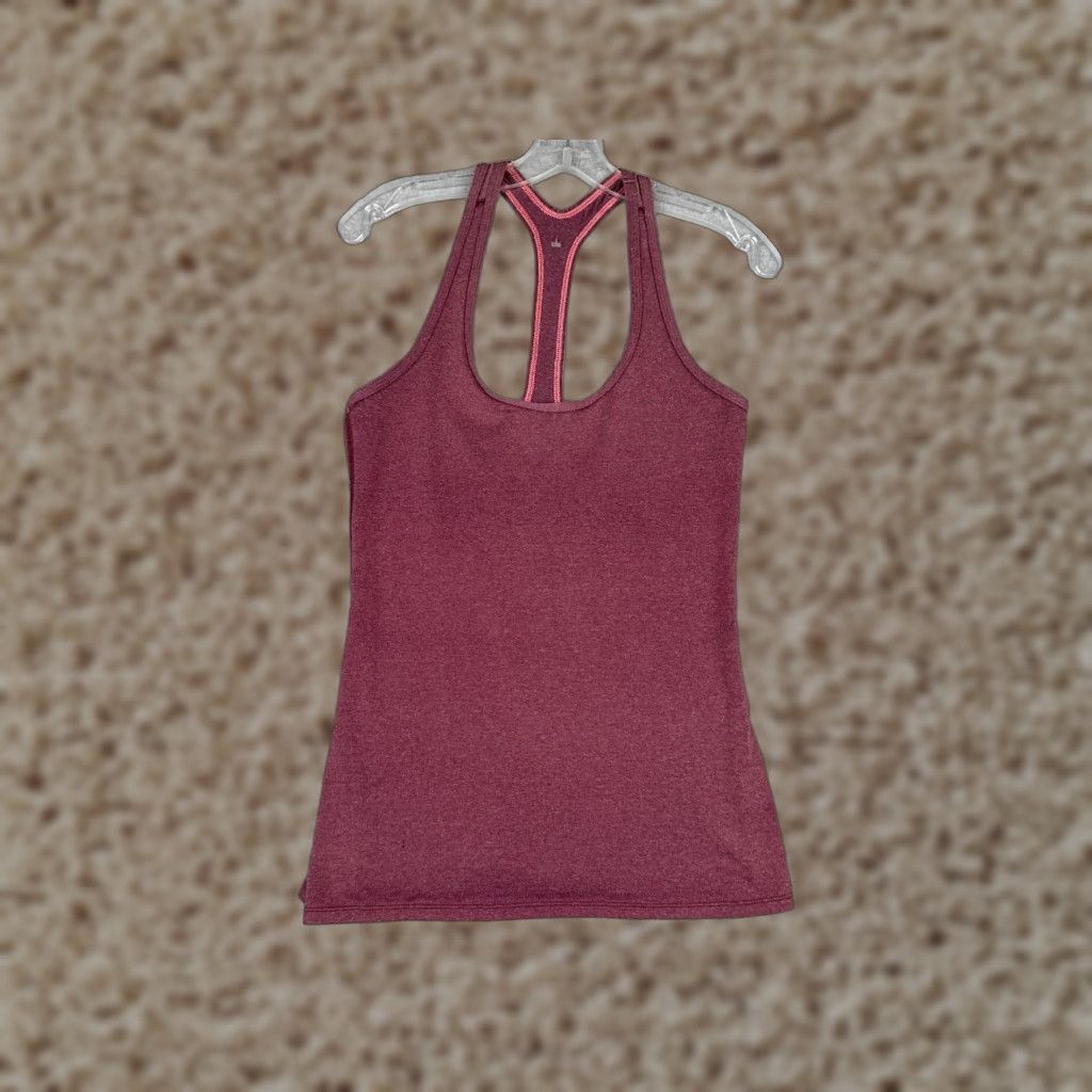 The North Face The North Face Women's Shirt Tank Purple Medium Sleeveless Racerback Scoop Neck Polyester Jersey Lightweight Casual Workwear Gym Shirt Size M / US 6-8 / IT 42-44 - 1 Thumbnail