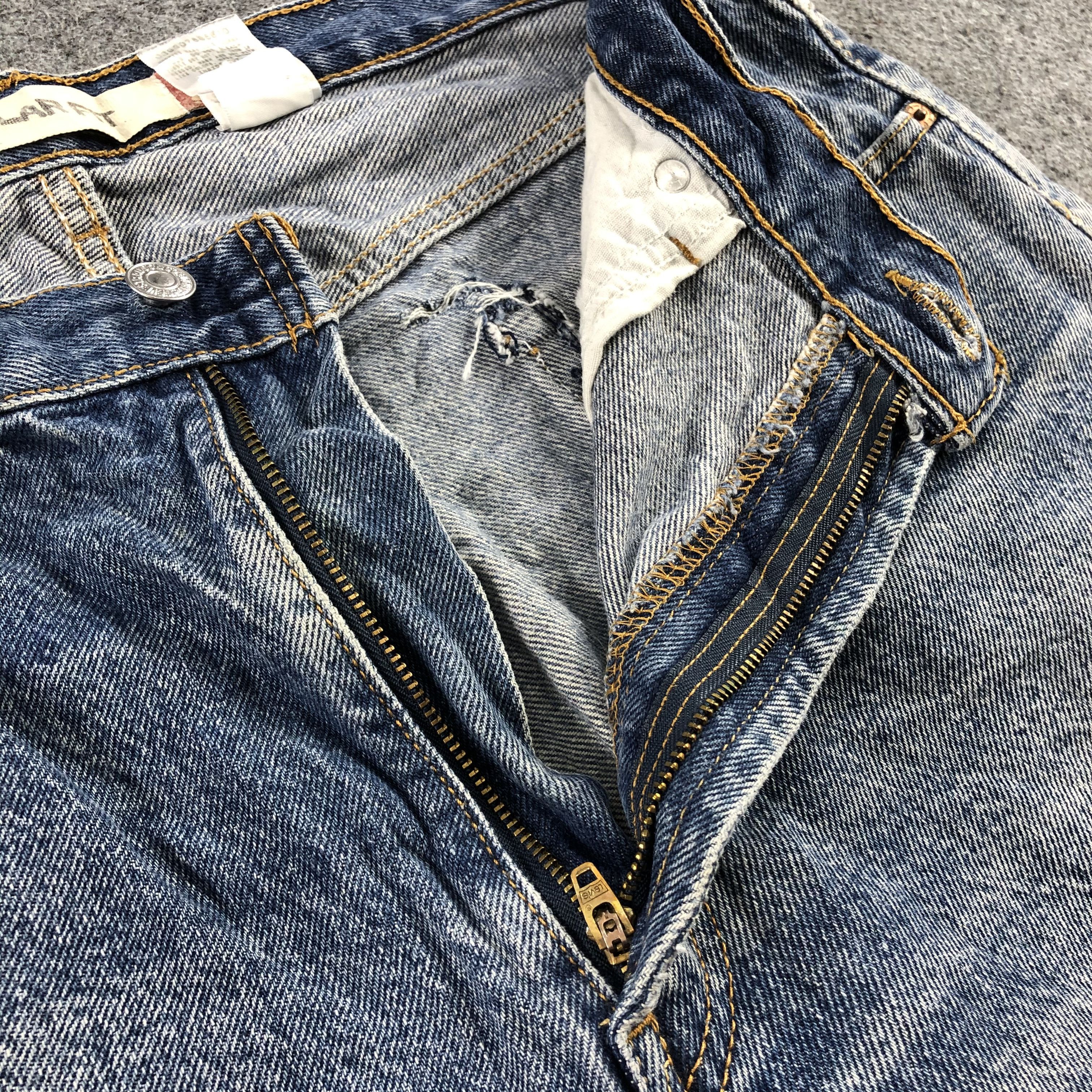 Levi's Vintage Blue Wash Levis 505 Jeans-J2275 Size US 35 - 13 Thumbnail